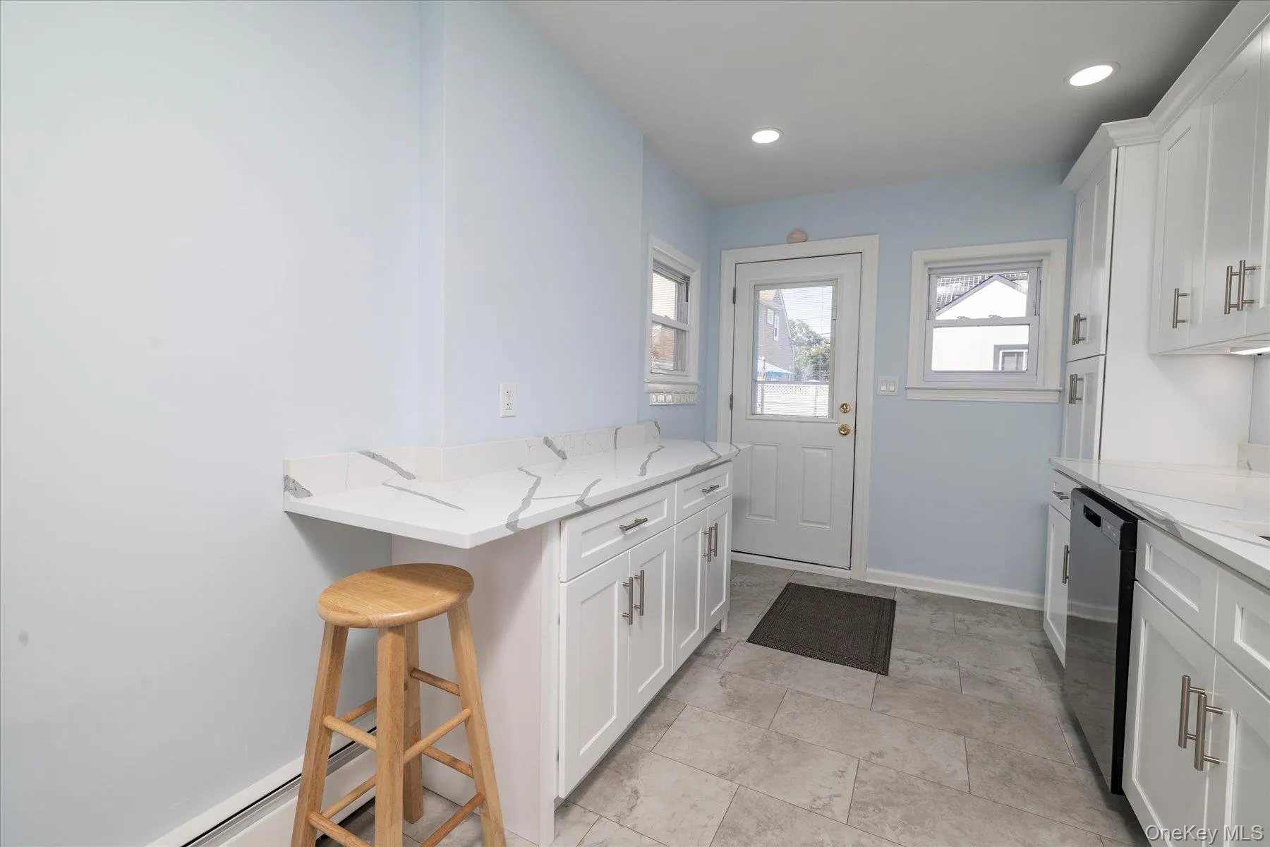 48 Windsor Parkway, Hempstead, NY, 4 Bedrooms Bedrooms, 8 Rooms Rooms,2 BathroomsBathrooms,Residential,For Rent,Windsor,0,1049001 48 Windsor Parkway, Hempstead, NY, 4 Bedrooms Bedrooms, 8 Rooms Rooms,2 BathroomsBathrooms,Residential,For Rent,Windsor,0,1049001