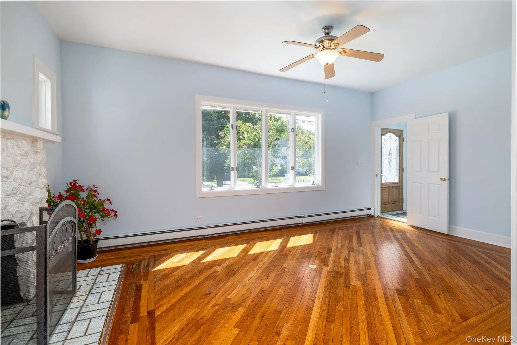 48 Windsor Parkway, Hempstead, NY, 4 Bedrooms Bedrooms, 8 Rooms Rooms,2 BathroomsBathrooms,Residential,For Rent,Windsor,0,1049001 48 Windsor Parkway, Hempstead, NY, 4 Bedrooms Bedrooms, 8 Rooms Rooms,2 BathroomsBathrooms,Residential,For Rent,Windsor,0,1049001