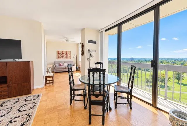 26910 Grand Central Parkway, New York, NY, 1 Bedroom Bedrooms, 4 Rooms Rooms,1 BathroomBathrooms,Residential,For Rent,Grand Central Parkway,0,1049003 26910 Grand Central Parkway, New York, NY, 1 Bedroom Bedrooms, 4 Rooms Rooms,1 BathroomBathrooms,Residential,For Rent,Grand Central Parkway,0,1049003