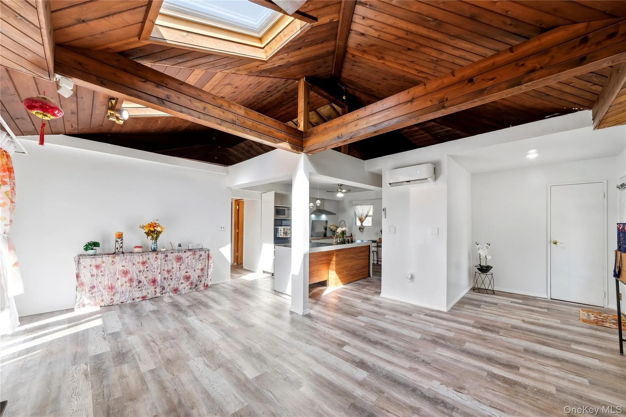 32 Edgewood Street, Brookhaven, NY, 3 Bedrooms Bedrooms, 7 Rooms Rooms,1 BathroomBathrooms,Residential,For Rent,Edgewood,0,1049004 32 Edgewood Street, Brookhaven, NY, 3 Bedrooms Bedrooms, 7 Rooms Rooms,1 BathroomBathrooms,Residential,For Rent,Edgewood,0,1049004