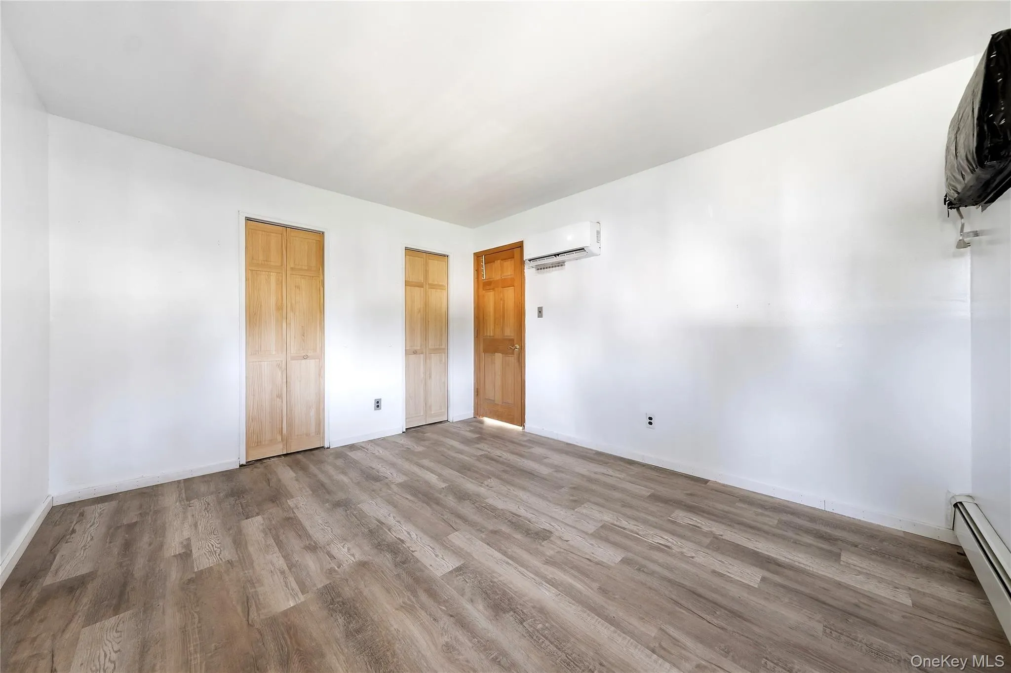 32 Edgewood Street, Brookhaven, NY, 3 Bedrooms Bedrooms, 7 Rooms Rooms,1 BathroomBathrooms,Residential,For Rent,Edgewood,0,1049004 32 Edgewood Street, Brookhaven, NY, 3 Bedrooms Bedrooms, 7 Rooms Rooms,1 BathroomBathrooms,Residential,For Rent,Edgewood,0,1049004