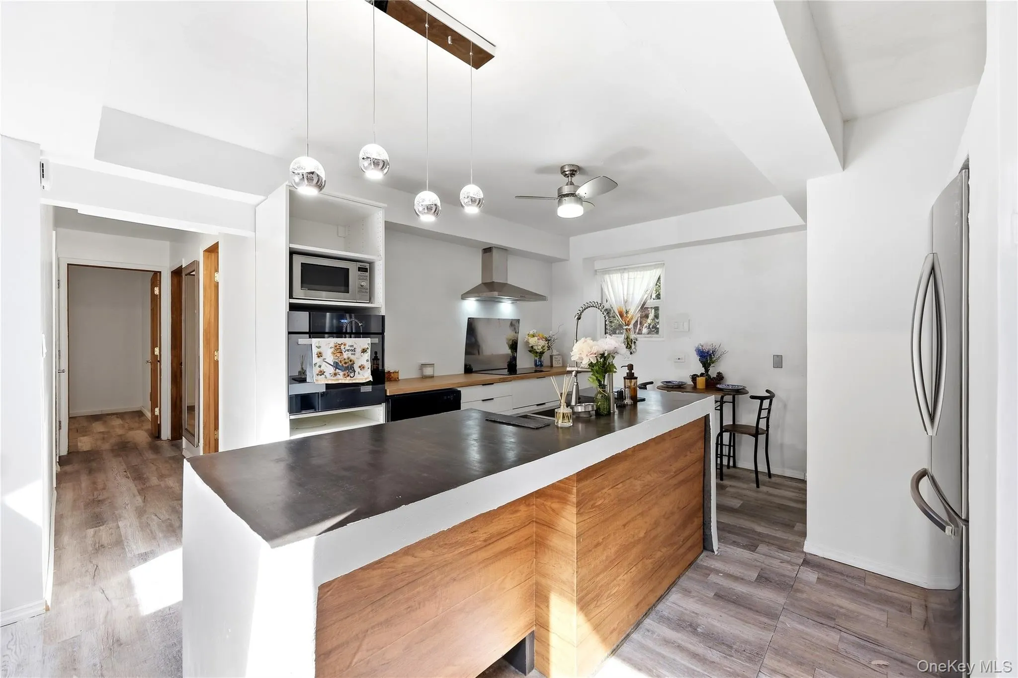 32 Edgewood Street, Brookhaven, NY, 3 Bedrooms Bedrooms, 7 Rooms Rooms,1 BathroomBathrooms,Residential,For Rent,Edgewood,0,1049004 32 Edgewood Street, Brookhaven, NY, 3 Bedrooms Bedrooms, 7 Rooms Rooms,1 BathroomBathrooms,Residential,For Rent,Edgewood,0,1049004