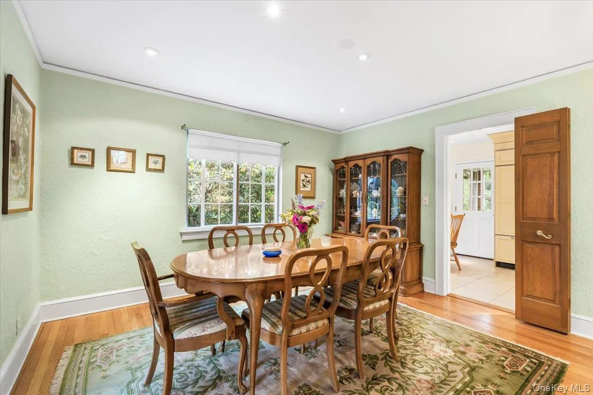 Formal dining room with easy access to kitchen. Formal dining room with easy access to kitchen.