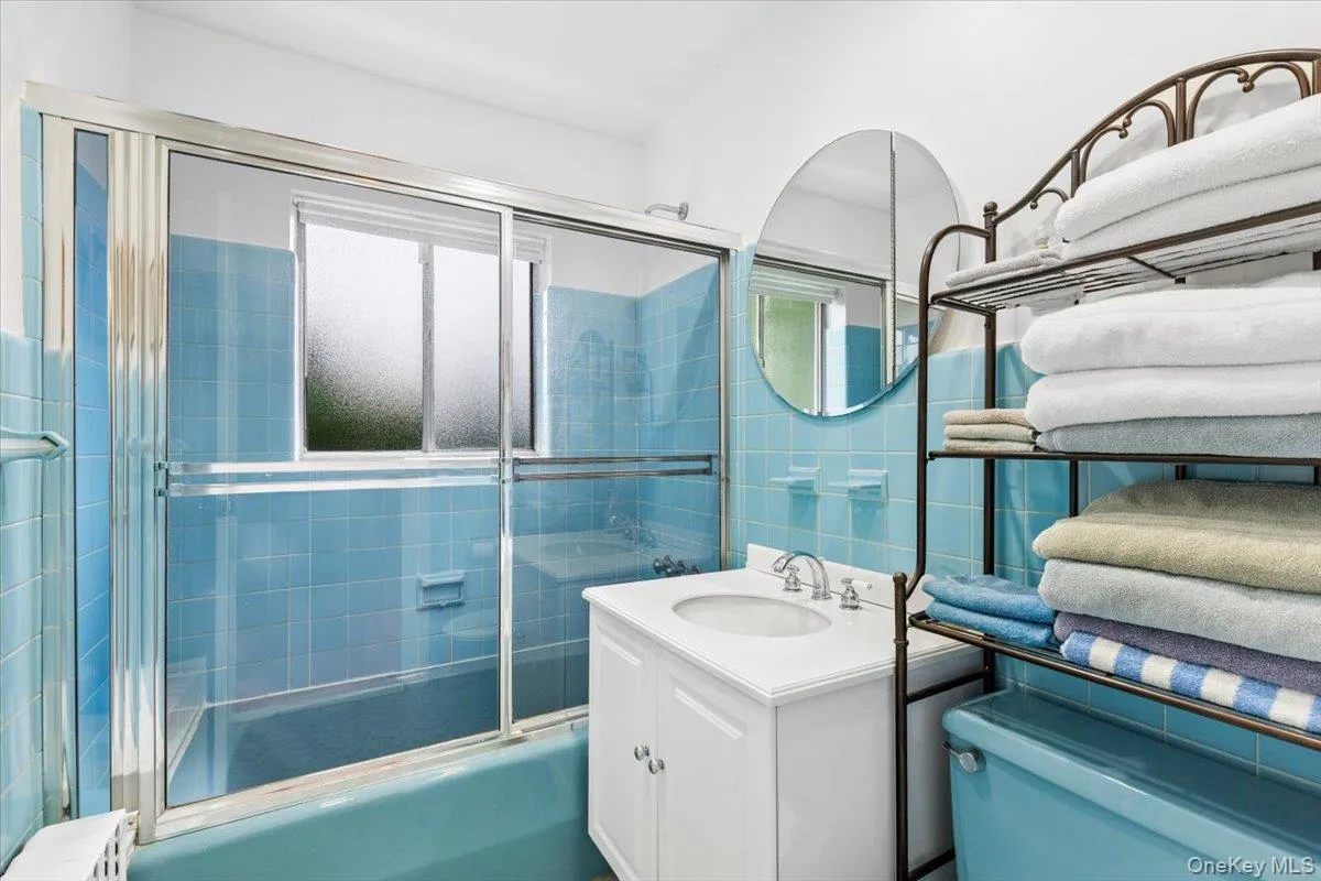 Second floor bathroom with tub. Second floor bathroom with tub.