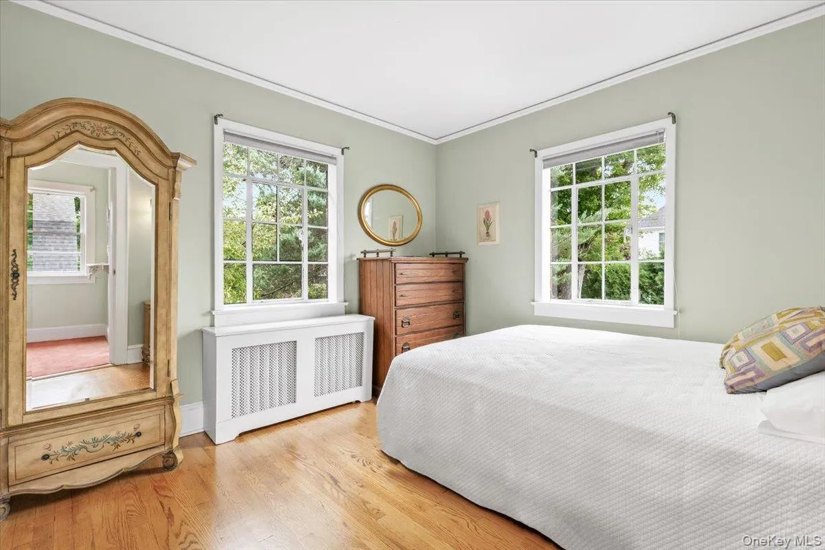 Third bedroom. Third bedroom.