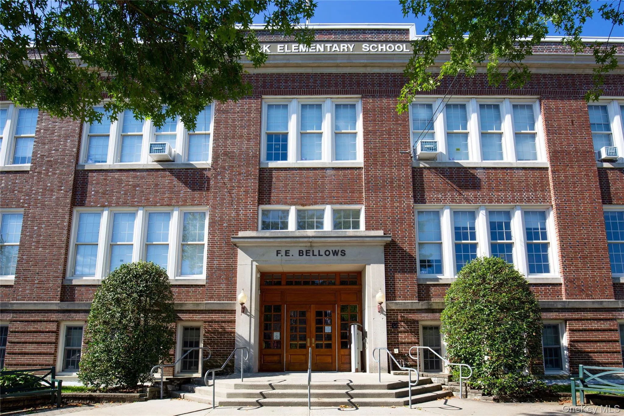 E.F. Bellows Elementary School (3 to 5) E.F. Bellows Elementary School (3 to 5)
