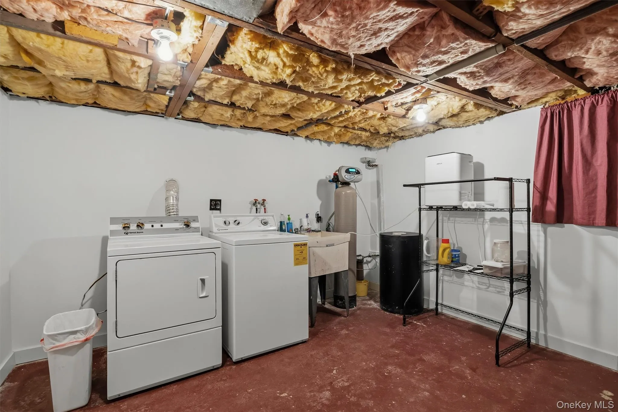 101 Highland Road, Monroe, NY, 3 Bedrooms Bedrooms, 7 Rooms Rooms,1 BathroomBathrooms,Residential,For Rent,Highland,0,1049008 101 Highland Road, Monroe, NY, 3 Bedrooms Bedrooms, 7 Rooms Rooms,1 BathroomBathrooms,Residential,For Rent,Highland,0,1049008