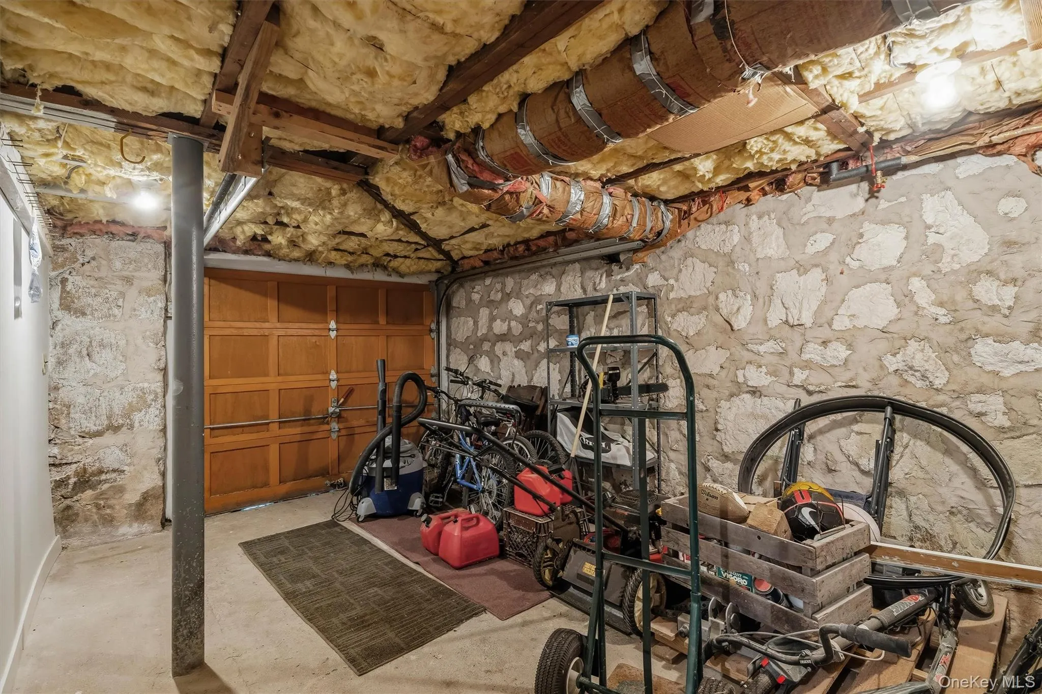 101 Highland Road, Monroe, NY, 3 Bedrooms Bedrooms, 7 Rooms Rooms,1 BathroomBathrooms,Residential,For Rent,Highland,0,1049008 101 Highland Road, Monroe, NY, 3 Bedrooms Bedrooms, 7 Rooms Rooms,1 BathroomBathrooms,Residential,For Rent,Highland,0,1049008