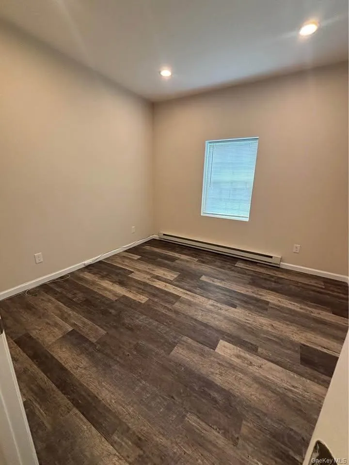 41 Amity Street, Brookhaven, NY, 1 Bedroom Bedrooms, 4 Room Rooms,1 BathroomBathrooms,Residential Lease,For Rent,Amity Street,0,1049010 41 Amity Street, Brookhaven, NY, 1 Bedroom Bedrooms, 4 Room Rooms,1 BathroomBathrooms,Residential Lease,For Rent,Amity Street,0,1049010