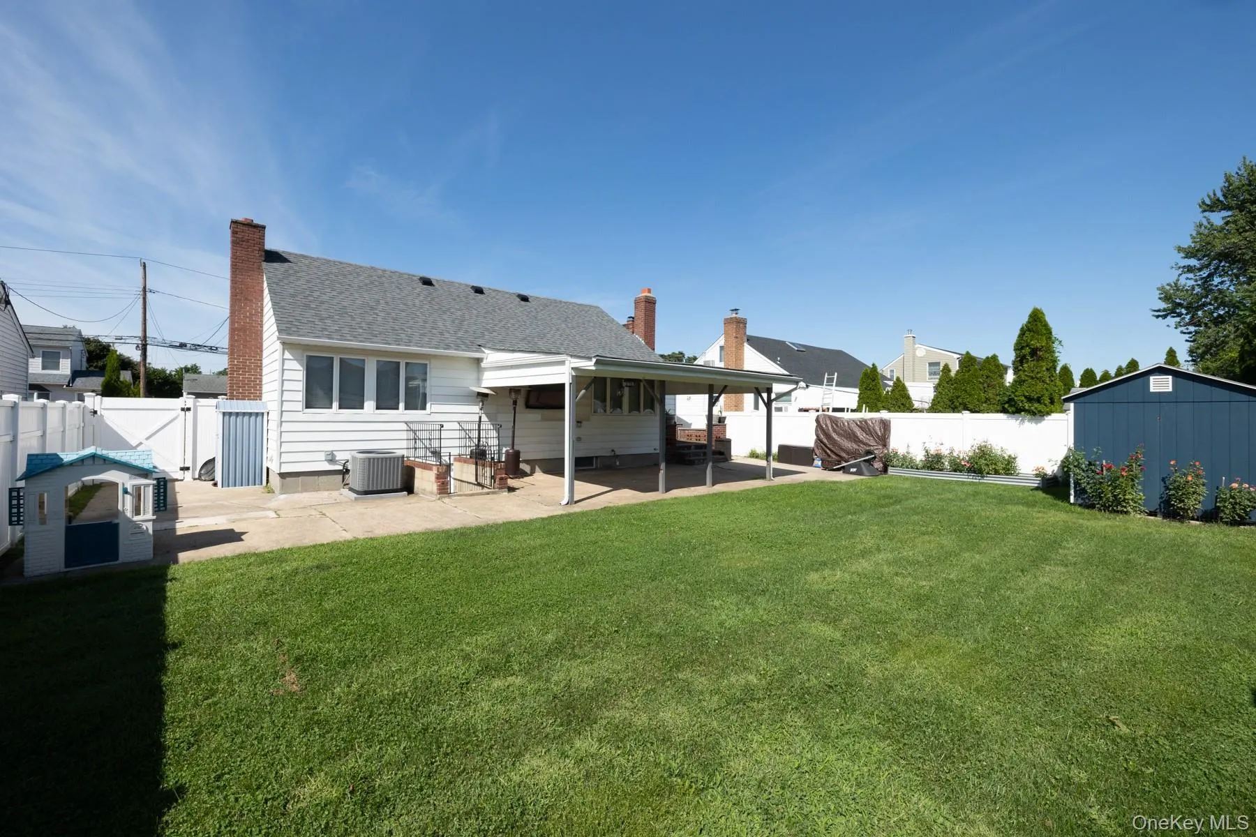 104 Justice Street, West Babylon, NY, 2 Bedrooms Bedrooms, 5 Rooms Rooms,1 BathroomBathrooms,Residential,For Rent,Justice,0,1049011 104 Justice Street, West Babylon, NY, 2 Bedrooms Bedrooms, 5 Rooms Rooms,1 BathroomBathrooms,Residential,For Rent,Justice,0,1049011