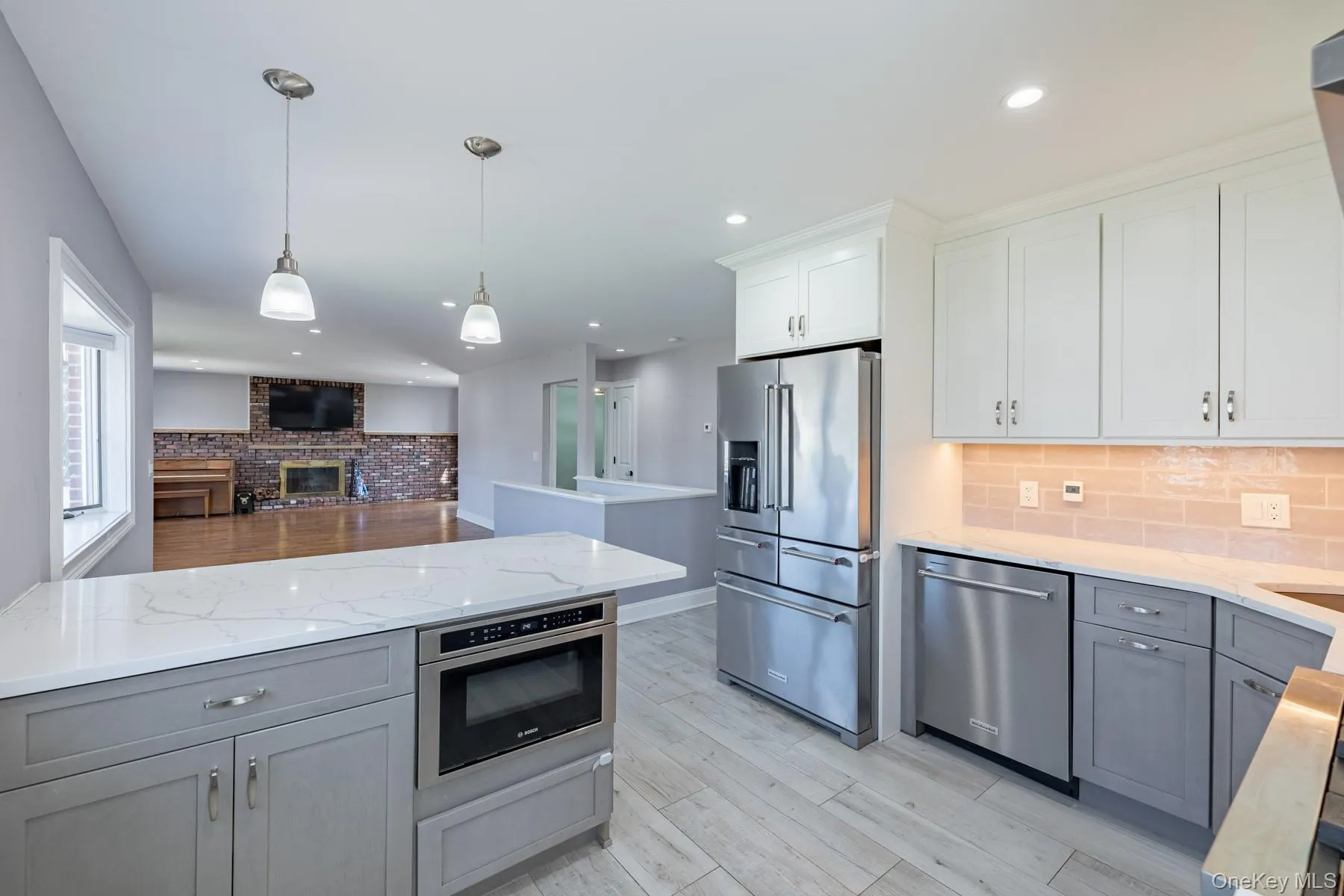 104 Justice Street, West Babylon, NY, 2 Bedrooms Bedrooms, 5 Rooms Rooms,1 BathroomBathrooms,Residential,For Rent,Justice,0,1049011 104 Justice Street, West Babylon, NY, 2 Bedrooms Bedrooms, 5 Rooms Rooms,1 BathroomBathrooms,Residential,For Rent,Justice,0,1049011