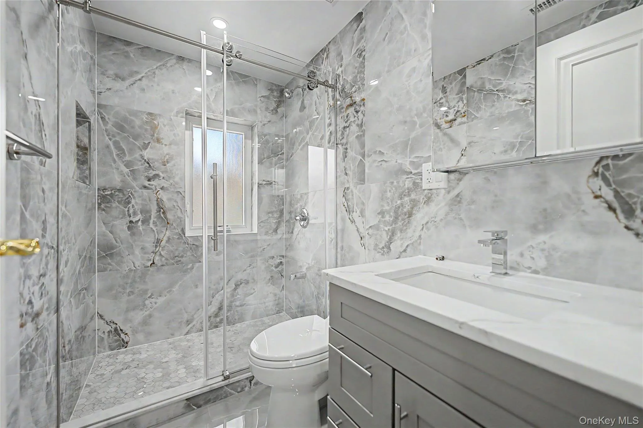53-07 197th Street, New York, NY, 4 Bedrooms Bedrooms, 10 Rooms Rooms,4 BathroomsBathrooms,Residential,For Rent,197th,0,1049017 53-07 197th Street, New York, NY, 4 Bedrooms Bedrooms, 10 Rooms Rooms,4 BathroomsBathrooms,Residential,For Rent,197th,0,1049017