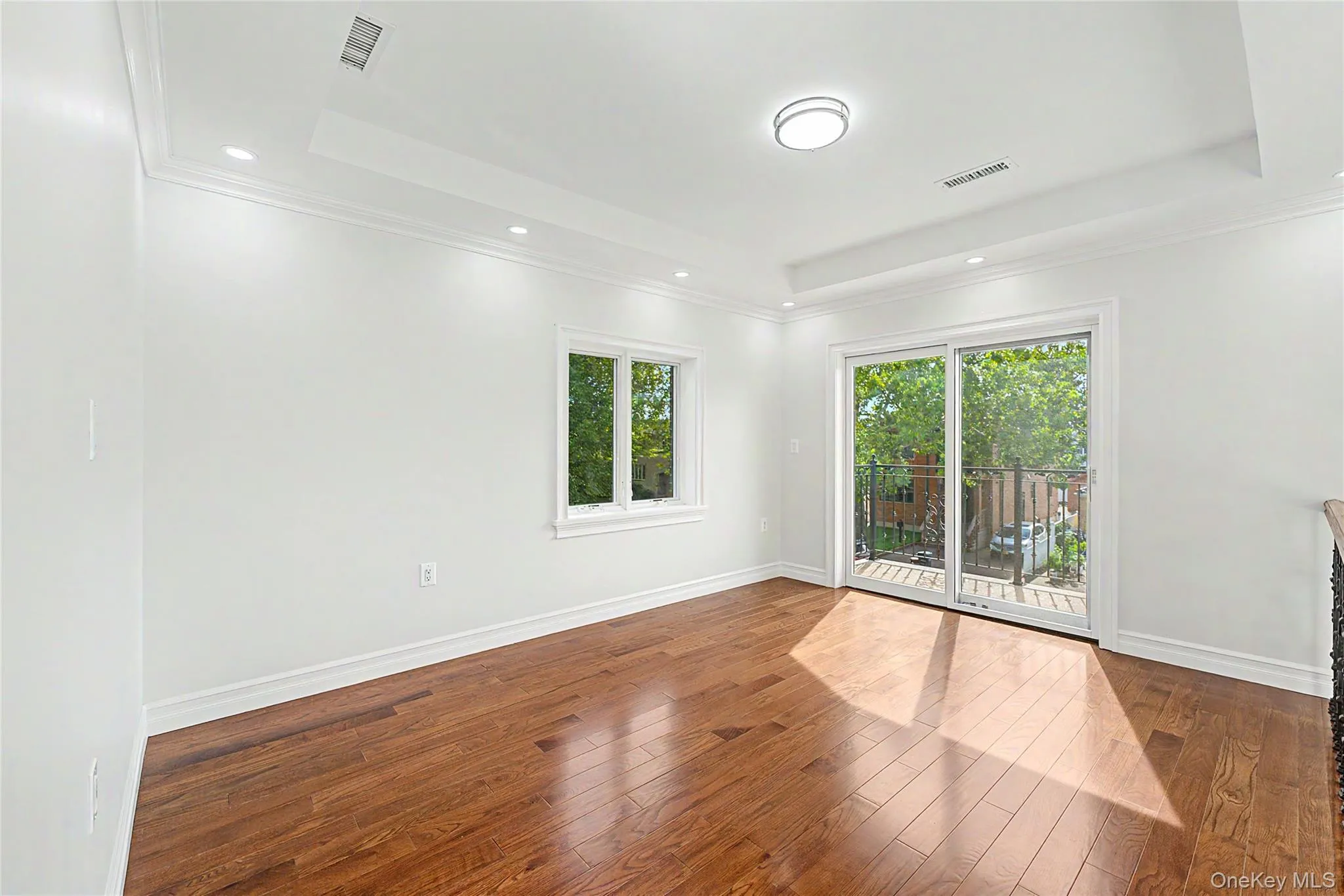 53-07 197th Street, New York, NY, 4 Bedrooms Bedrooms, 10 Rooms Rooms,4 BathroomsBathrooms,Residential,For Rent,197th,0,1049017 53-07 197th Street, New York, NY, 4 Bedrooms Bedrooms, 10 Rooms Rooms,4 BathroomsBathrooms,Residential,For Rent,197th,0,1049017