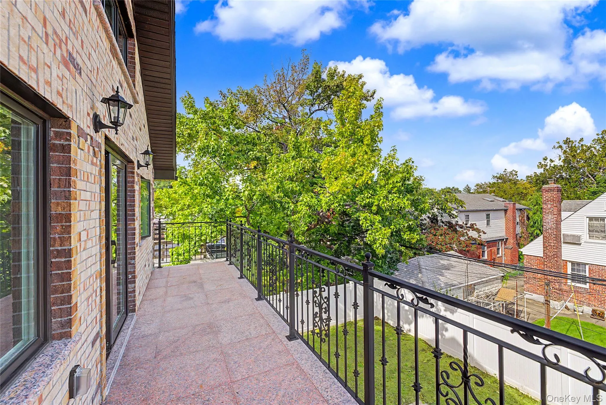 53-07 197th Street, New York, NY, 4 Bedrooms Bedrooms, 10 Rooms Rooms,4 BathroomsBathrooms,Residential,For Rent,197th,0,1049017 53-07 197th Street, New York, NY, 4 Bedrooms Bedrooms, 10 Rooms Rooms,4 BathroomsBathrooms,Residential,For Rent,197th,0,1049017