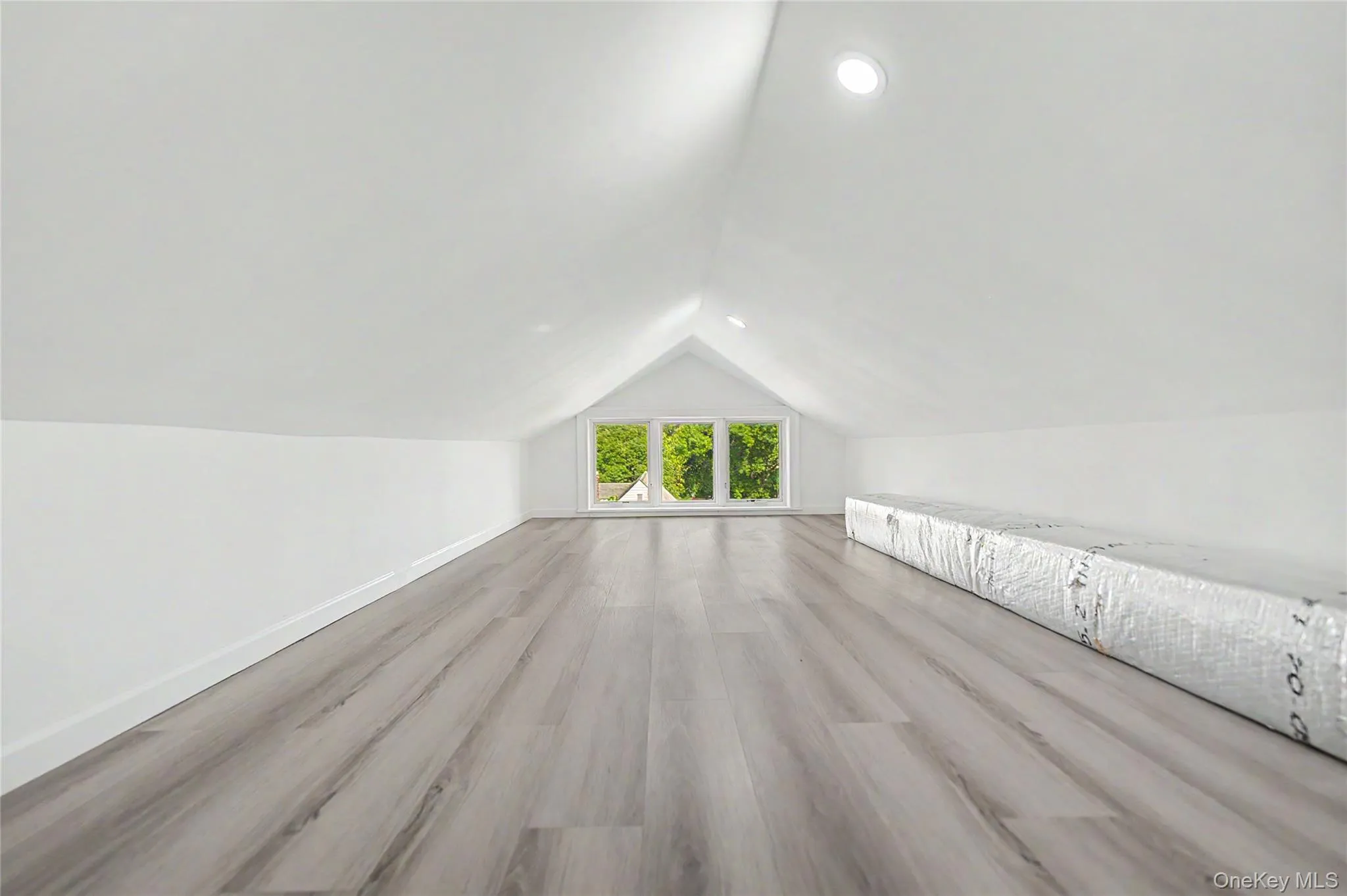 53-07 197th Street, New York, NY, 4 Bedrooms Bedrooms, 10 Rooms Rooms,4 BathroomsBathrooms,Residential,For Rent,197th,0,1049017 53-07 197th Street, New York, NY, 4 Bedrooms Bedrooms, 10 Rooms Rooms,4 BathroomsBathrooms,Residential,For Rent,197th,0,1049017