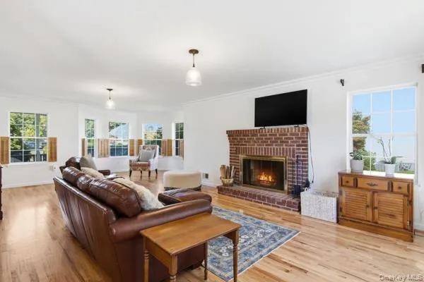 5 Old Neck Court, Brookhaven, NY, 5 Bedrooms Bedrooms, 11 Rooms Rooms,3 BathroomsBathrooms,Residential,For Rent,Old Neck,0,1049019 5 Old Neck Court, Brookhaven, NY, 5 Bedrooms Bedrooms, 11 Rooms Rooms,3 BathroomsBathrooms,Residential,For Rent,Old Neck,0,1049019