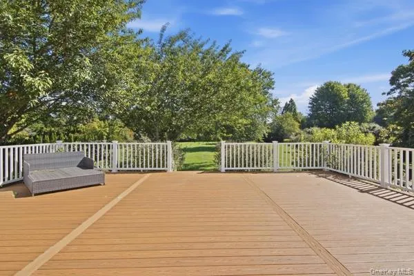 5 Old Neck Court, Brookhaven, NY, 5 Bedrooms Bedrooms, 11 Rooms Rooms,3 BathroomsBathrooms,Residential,For Rent,Old Neck,0,1049019 5 Old Neck Court, Brookhaven, NY, 5 Bedrooms Bedrooms, 11 Rooms Rooms,3 BathroomsBathrooms,Residential,For Rent,Old Neck,0,1049019