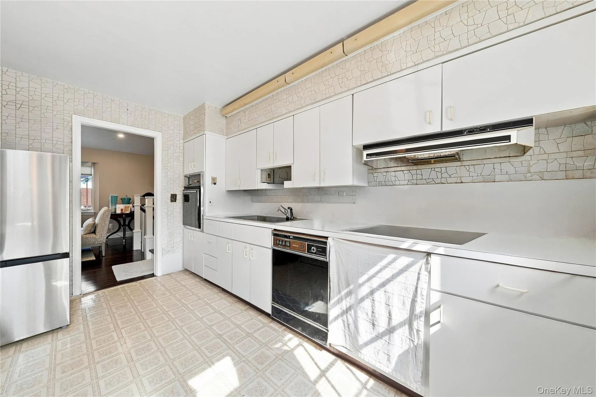 614 Pine Lane, Hempstead, NY, 4 Bedrooms Bedrooms, 6 Rooms Rooms,2 BathroomsBathrooms,Residential,For Rent,Pine,0,1049024 614 Pine Lane, Hempstead, NY, 4 Bedrooms Bedrooms, 6 Rooms Rooms,2 BathroomsBathrooms,Residential,For Rent,Pine,0,1049024