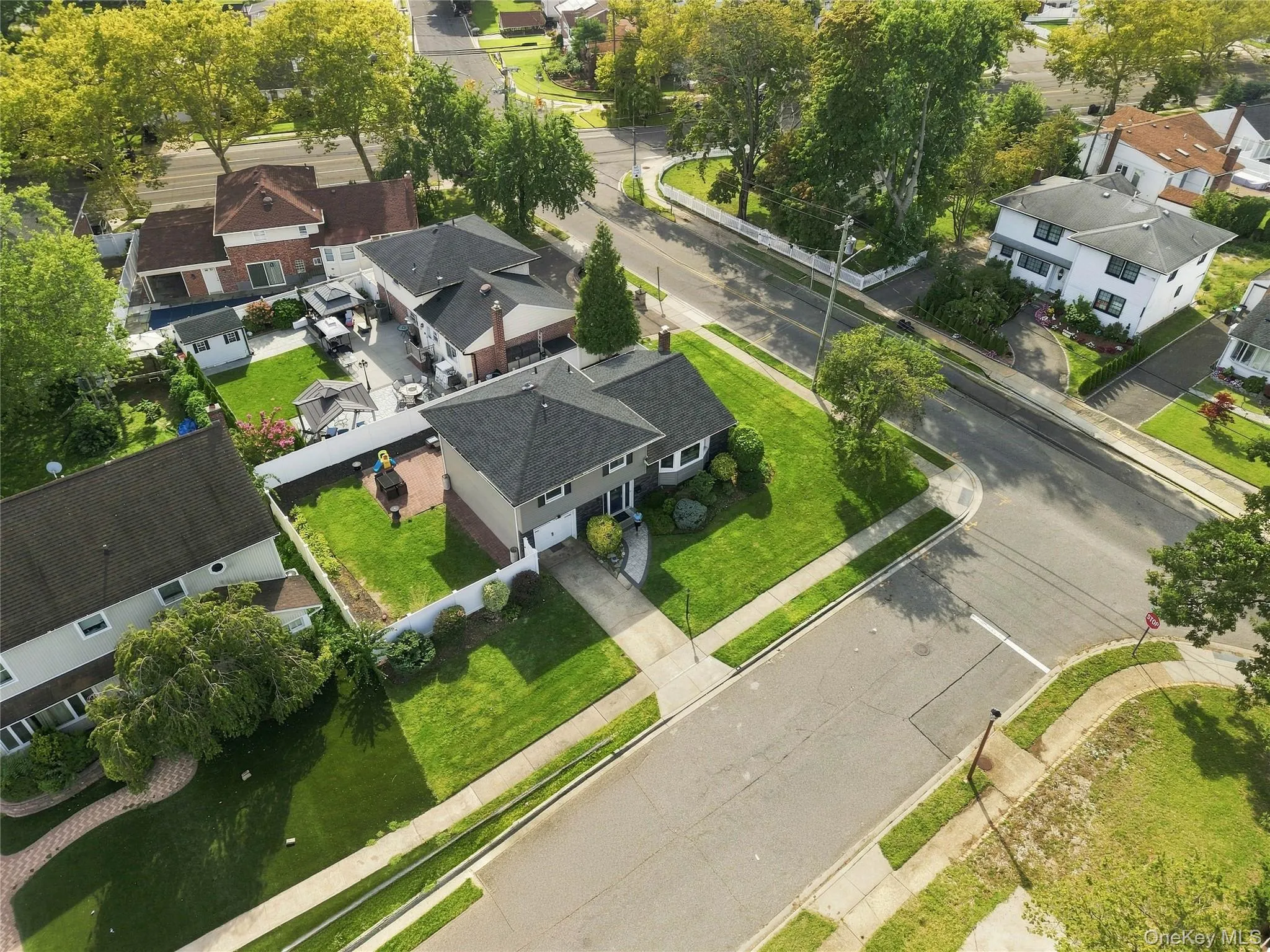 614 Pine Lane, Hempstead, NY, 4 Bedrooms Bedrooms, 6 Rooms Rooms,2 BathroomsBathrooms,Residential,For Rent,Pine,0,1049024 614 Pine Lane, Hempstead, NY, 4 Bedrooms Bedrooms, 6 Rooms Rooms,2 BathroomsBathrooms,Residential,For Rent,Pine,0,1049024