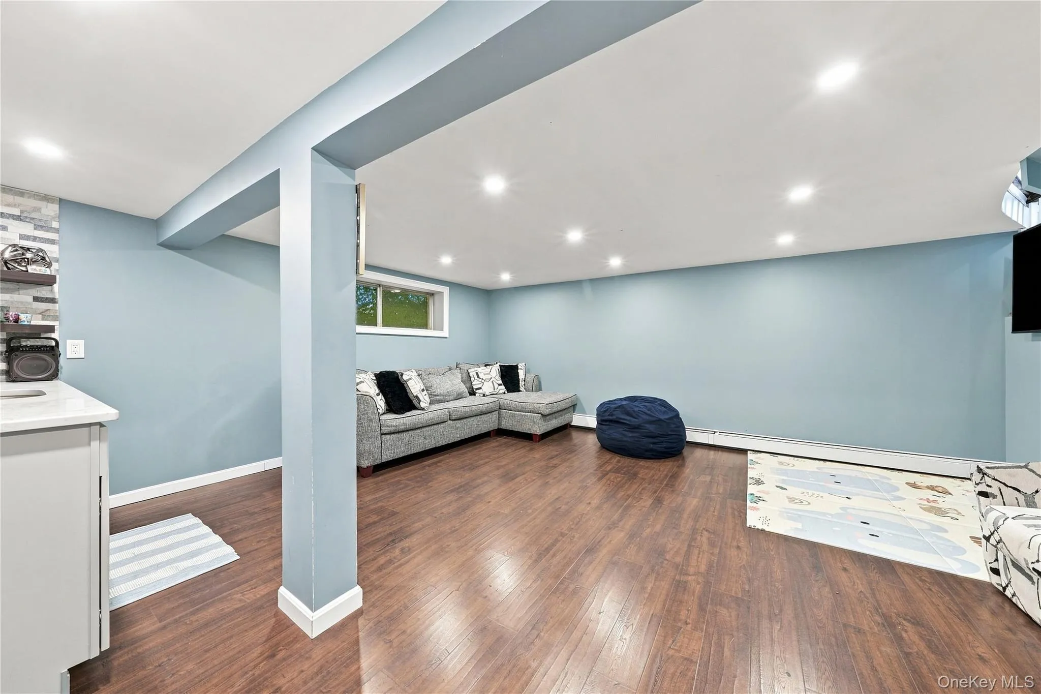 614 Pine Lane, Hempstead, NY, 4 Bedrooms Bedrooms, 6 Rooms Rooms,2 BathroomsBathrooms,Residential,For Rent,Pine,0,1049024 614 Pine Lane, Hempstead, NY, 4 Bedrooms Bedrooms, 6 Rooms Rooms,2 BathroomsBathrooms,Residential,For Rent,Pine,0,1049024