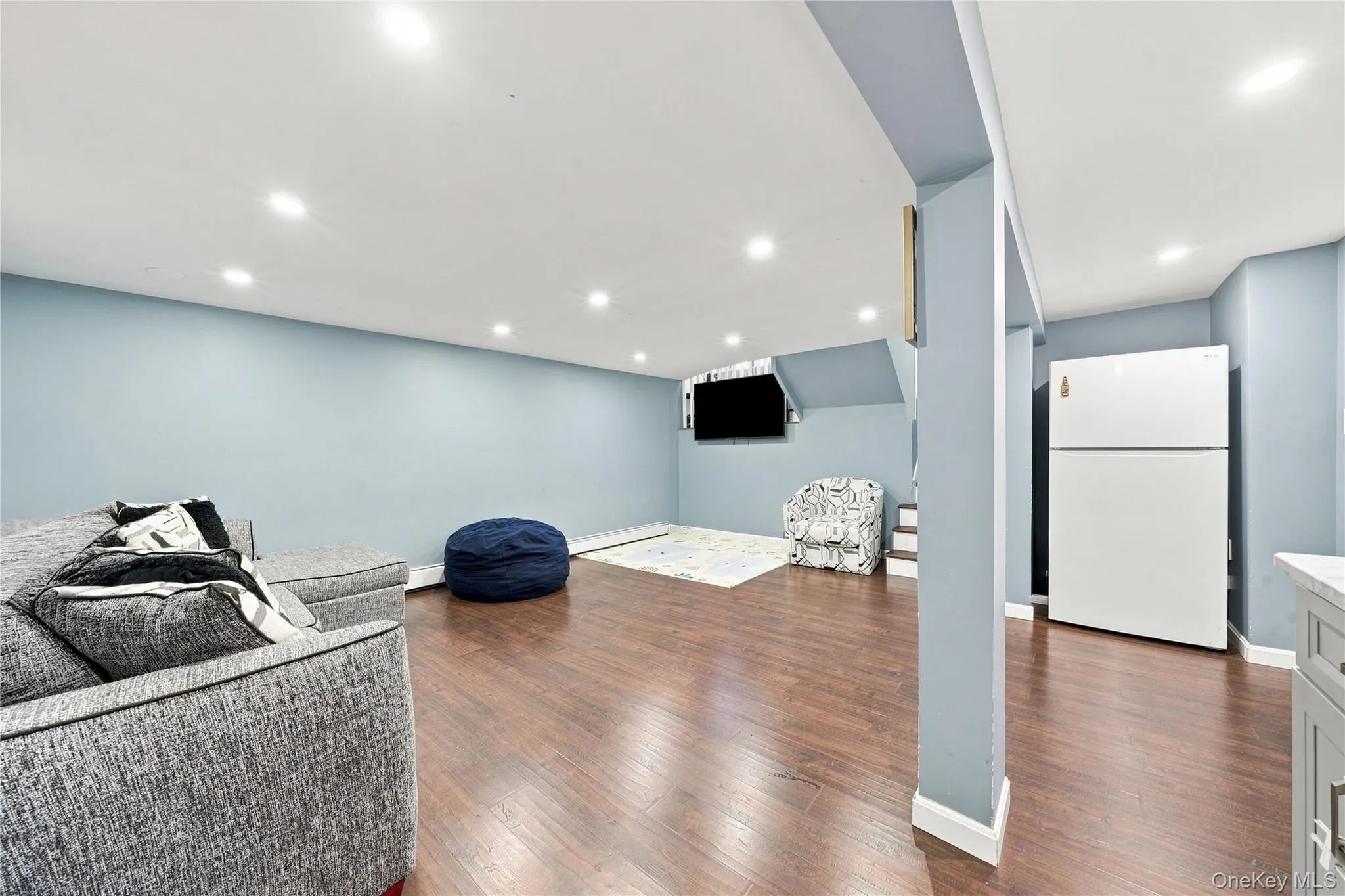 614 Pine Lane, Hempstead, NY, 4 Bedrooms Bedrooms, 6 Rooms Rooms,2 BathroomsBathrooms,Residential,For Rent,Pine,0,1049024 614 Pine Lane, Hempstead, NY, 4 Bedrooms Bedrooms, 6 Rooms Rooms,2 BathroomsBathrooms,Residential,For Rent,Pine,0,1049024