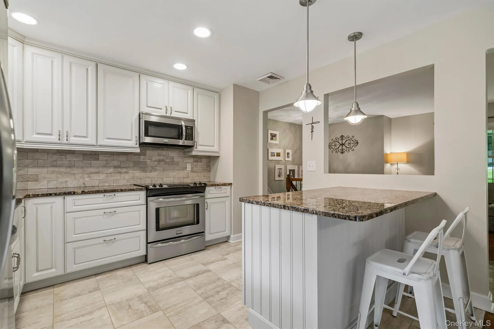 264 Bull Mill Road, Chester Town, NY, 3 Bedrooms Bedrooms, 11 Rooms Rooms,2 BathroomsBathrooms,Residential,For Rent,Bull Mill,0,1049026 264 Bull Mill Road, Chester Town, NY, 3 Bedrooms Bedrooms, 11 Rooms Rooms,2 BathroomsBathrooms,Residential,For Rent,Bull Mill,0,1049026