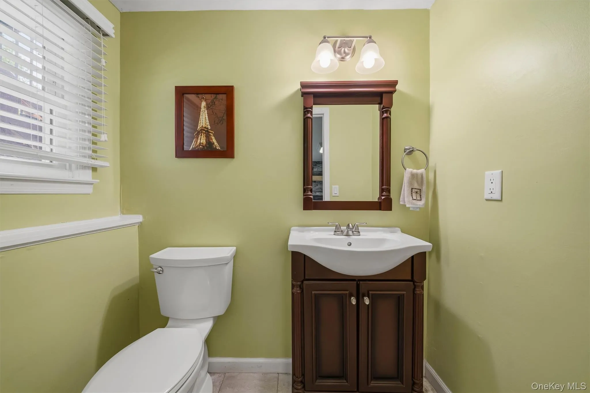 Half bath downstairs Half bath downstairs