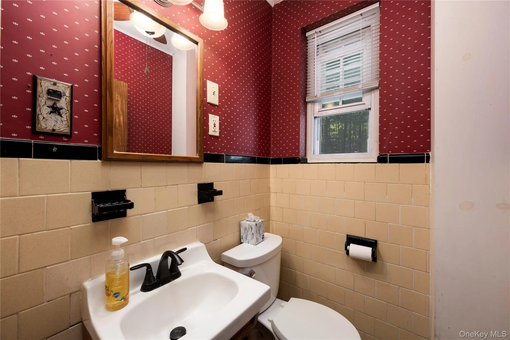 43 Leslie Road, Newburgh (town), NY, 3 Bedrooms Bedrooms, 7 Rooms Rooms,1 BathroomBathrooms,Residential,For Rent,Leslie,0,1049028 43 Leslie Road, Newburgh (town), NY, 3 Bedrooms Bedrooms, 7 Rooms Rooms,1 BathroomBathrooms,Residential,For Rent,Leslie,0,1049028