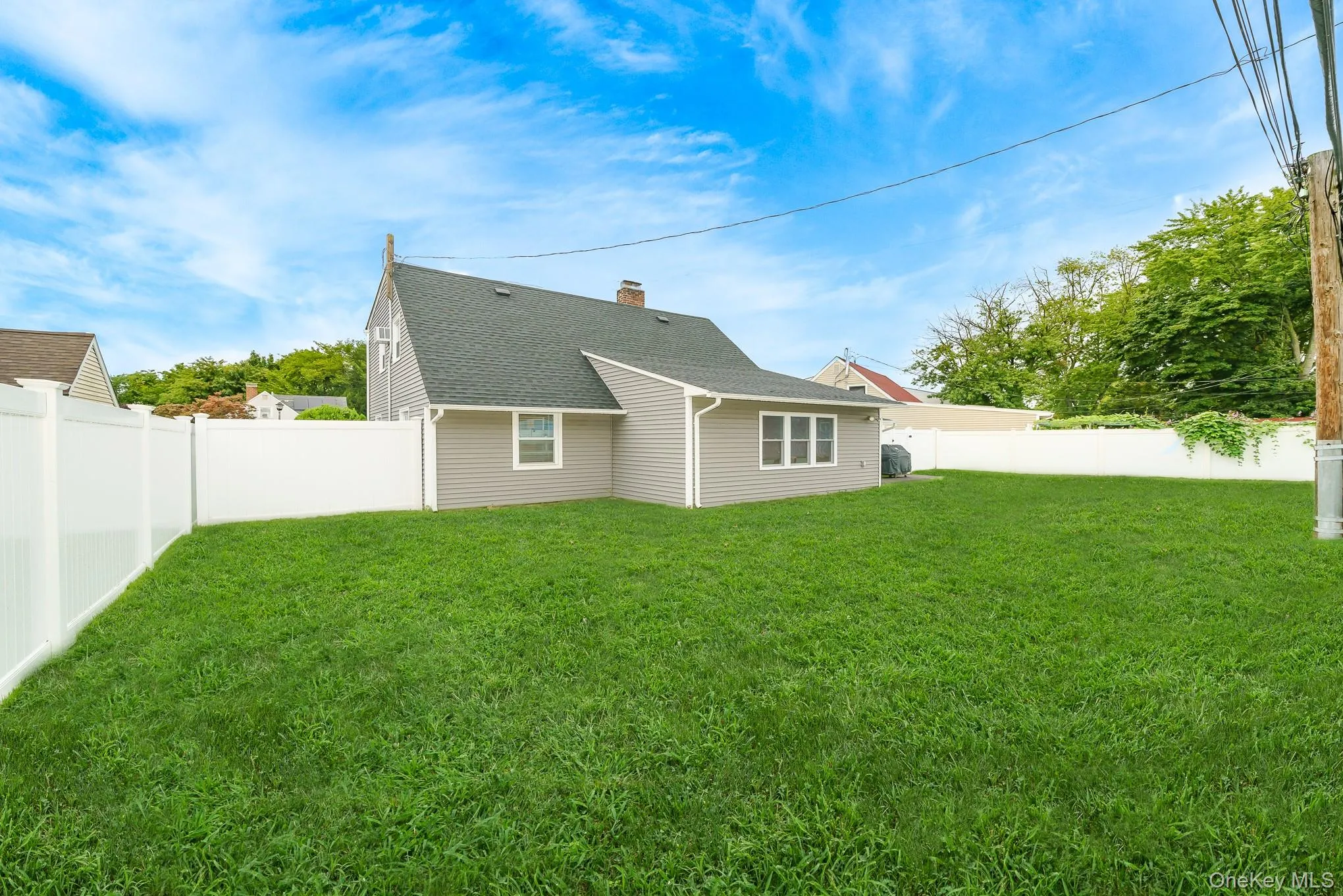 12 Squirrel Lane, Hempstead, NY, 4 Bedrooms Bedrooms, 7 Rooms Rooms,2 BathroomsBathrooms,Residential,For Rent,Squirrel,0,1049029 12 Squirrel Lane, Hempstead, NY, 4 Bedrooms Bedrooms, 7 Rooms Rooms,2 BathroomsBathrooms,Residential,For Rent,Squirrel,0,1049029