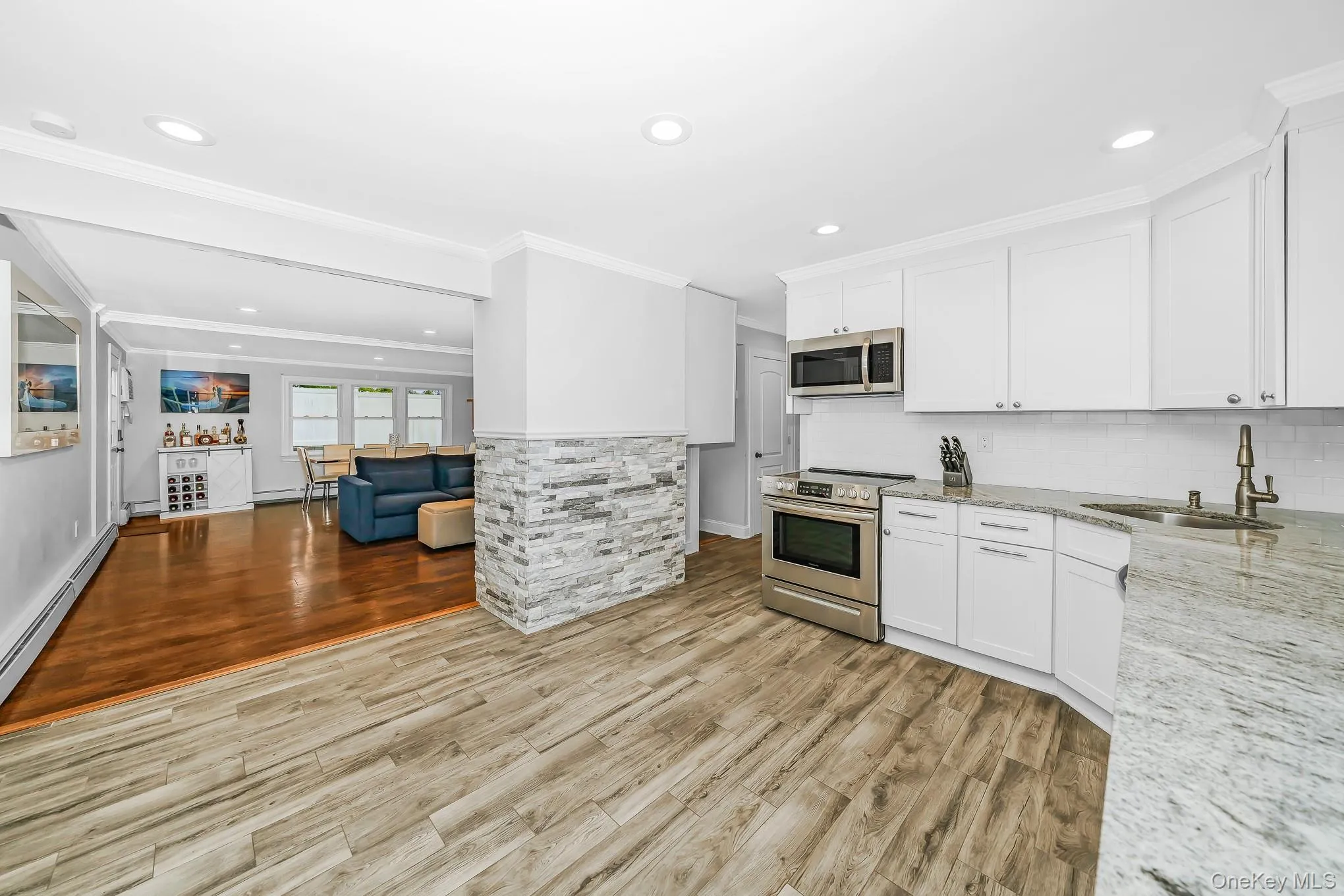 12 Squirrel Lane, Hempstead, NY, 4 Bedrooms Bedrooms, 7 Rooms Rooms,2 BathroomsBathrooms,Residential,For Rent,Squirrel,0,1049029 12 Squirrel Lane, Hempstead, NY, 4 Bedrooms Bedrooms, 7 Rooms Rooms,2 BathroomsBathrooms,Residential,For Rent,Squirrel,0,1049029