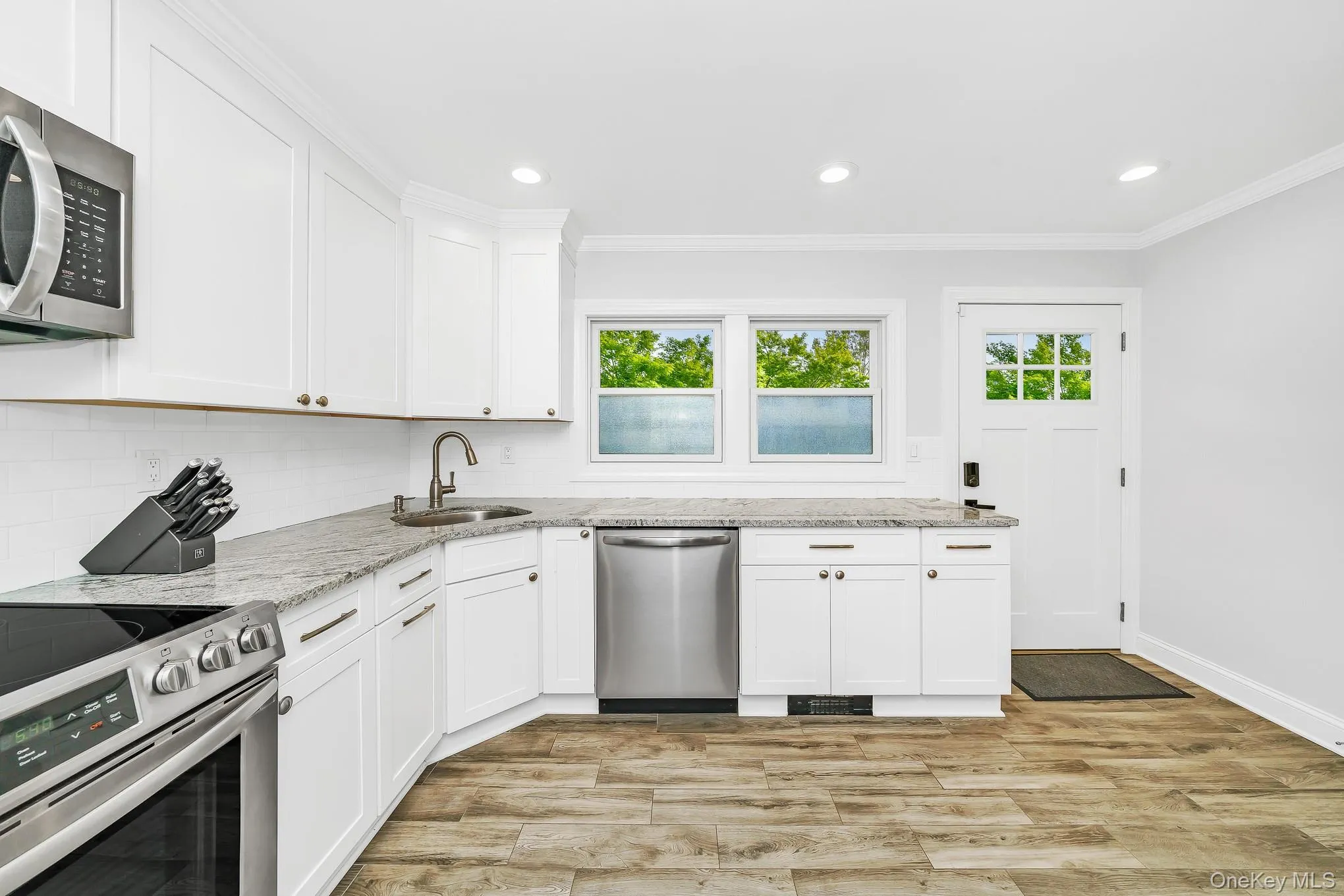 12 Squirrel Lane, Hempstead, NY, 4 Bedrooms Bedrooms, 7 Rooms Rooms,2 BathroomsBathrooms,Residential,For Rent,Squirrel,0,1049029 12 Squirrel Lane, Hempstead, NY, 4 Bedrooms Bedrooms, 7 Rooms Rooms,2 BathroomsBathrooms,Residential,For Rent,Squirrel,0,1049029