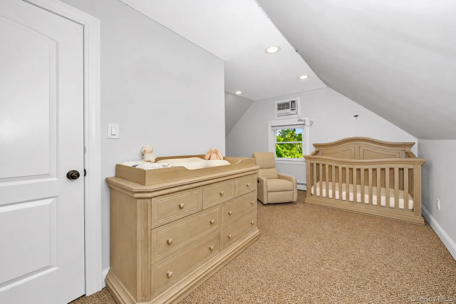 12 Squirrel Lane, Hempstead, NY, 4 Bedrooms Bedrooms, 7 Rooms Rooms,2 BathroomsBathrooms,Residential,For Rent,Squirrel,0,1049029 12 Squirrel Lane, Hempstead, NY, 4 Bedrooms Bedrooms, 7 Rooms Rooms,2 BathroomsBathrooms,Residential,For Rent,Squirrel,0,1049029