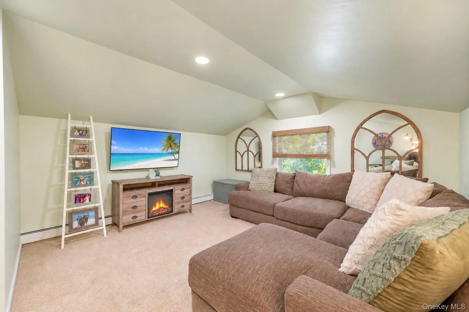 26 All Points Terrace, Islip, NY, 5 Bedrooms Bedrooms, 11 Rooms Rooms,2 BathroomsBathrooms,Residential,For Rent,All Points,0,1049030 26 All Points Terrace, Islip, NY, 5 Bedrooms Bedrooms, 11 Rooms Rooms,2 BathroomsBathrooms,Residential,For Rent,All Points,0,1049030