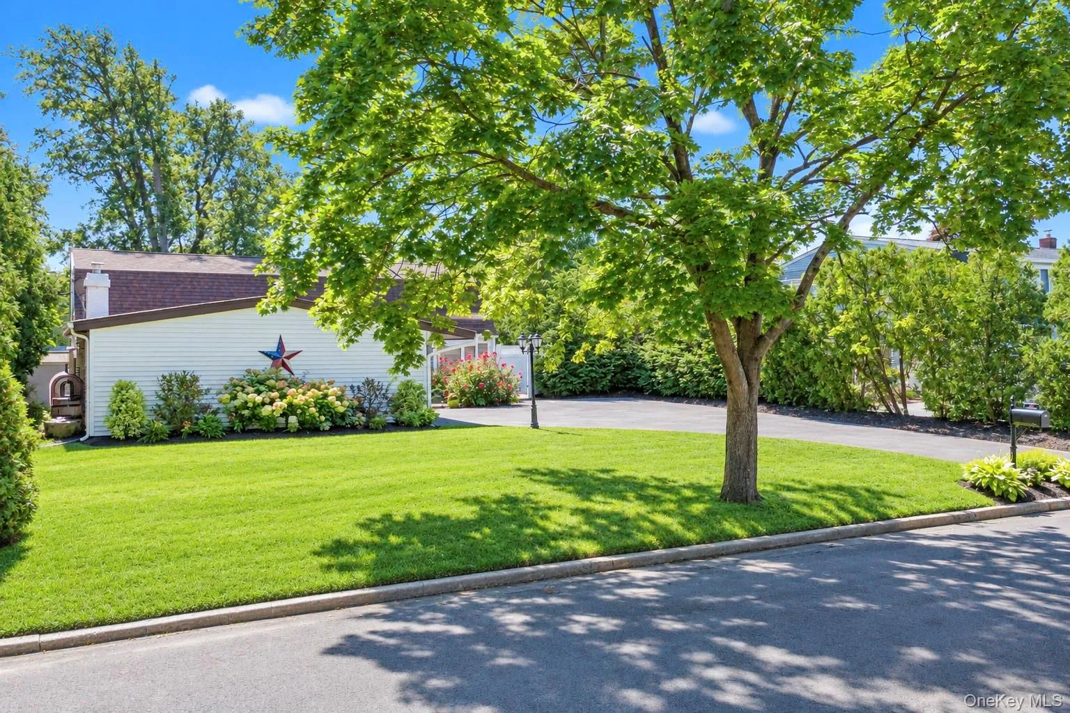 26 All Points Terrace, Islip, NY, 5 Bedrooms Bedrooms, 11 Rooms Rooms,2 BathroomsBathrooms,Residential,For Rent,All Points,0,1049030 26 All Points Terrace, Islip, NY, 5 Bedrooms Bedrooms, 11 Rooms Rooms,2 BathroomsBathrooms,Residential,For Rent,All Points,0,1049030