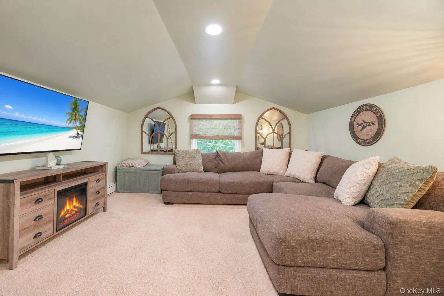26 All Points Terrace, Islip, NY, 5 Bedrooms Bedrooms, 11 Rooms Rooms,2 BathroomsBathrooms,Residential,For Rent,All Points,0,1049030 26 All Points Terrace, Islip, NY, 5 Bedrooms Bedrooms, 11 Rooms Rooms,2 BathroomsBathrooms,Residential,For Rent,All Points,0,1049030