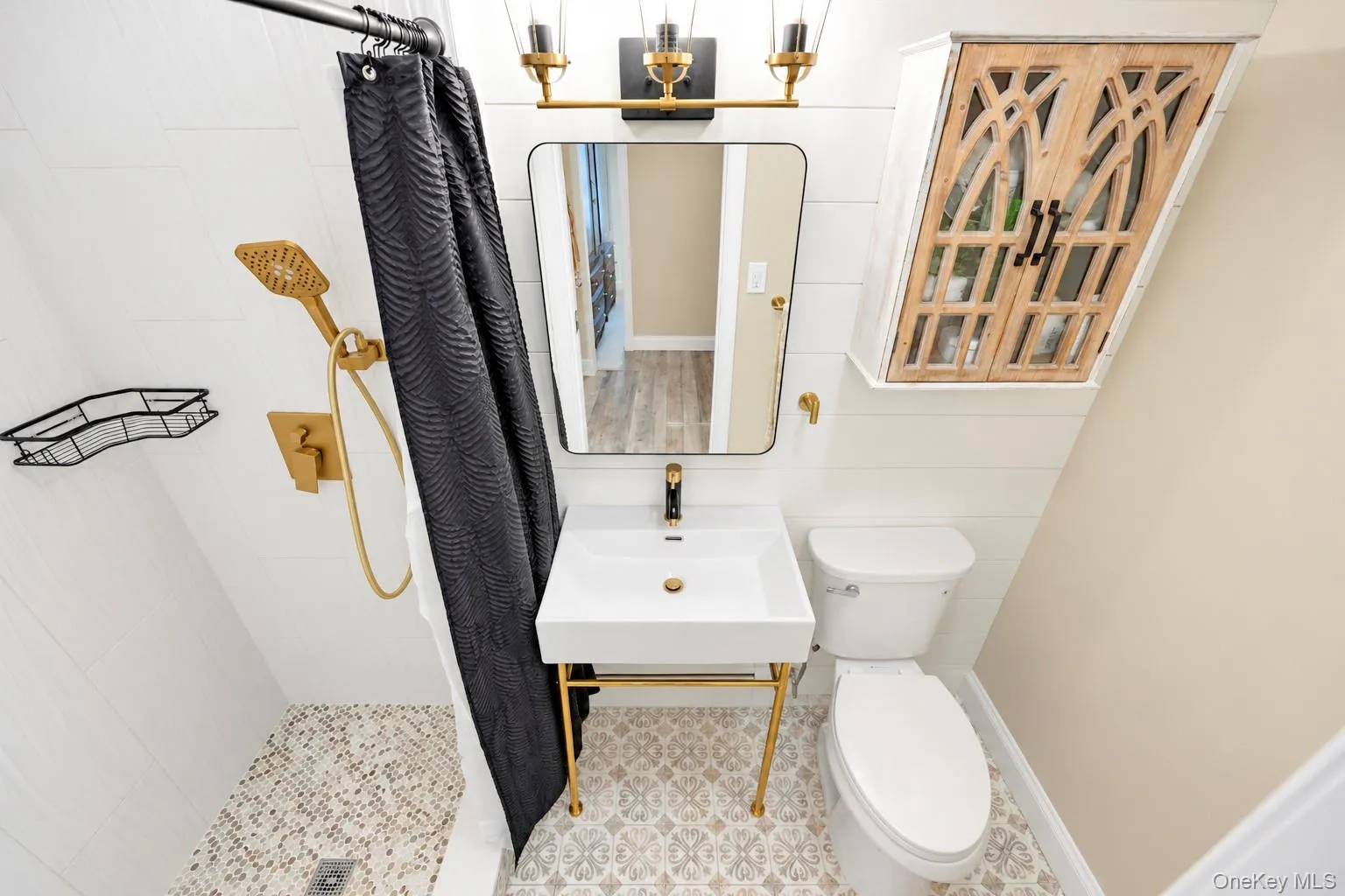 26 All Points Terrace, Islip, NY, 5 Bedrooms Bedrooms, 11 Rooms Rooms,2 BathroomsBathrooms,Residential,For Rent,All Points,0,1049030 26 All Points Terrace, Islip, NY, 5 Bedrooms Bedrooms, 11 Rooms Rooms,2 BathroomsBathrooms,Residential,For Rent,All Points,0,1049030