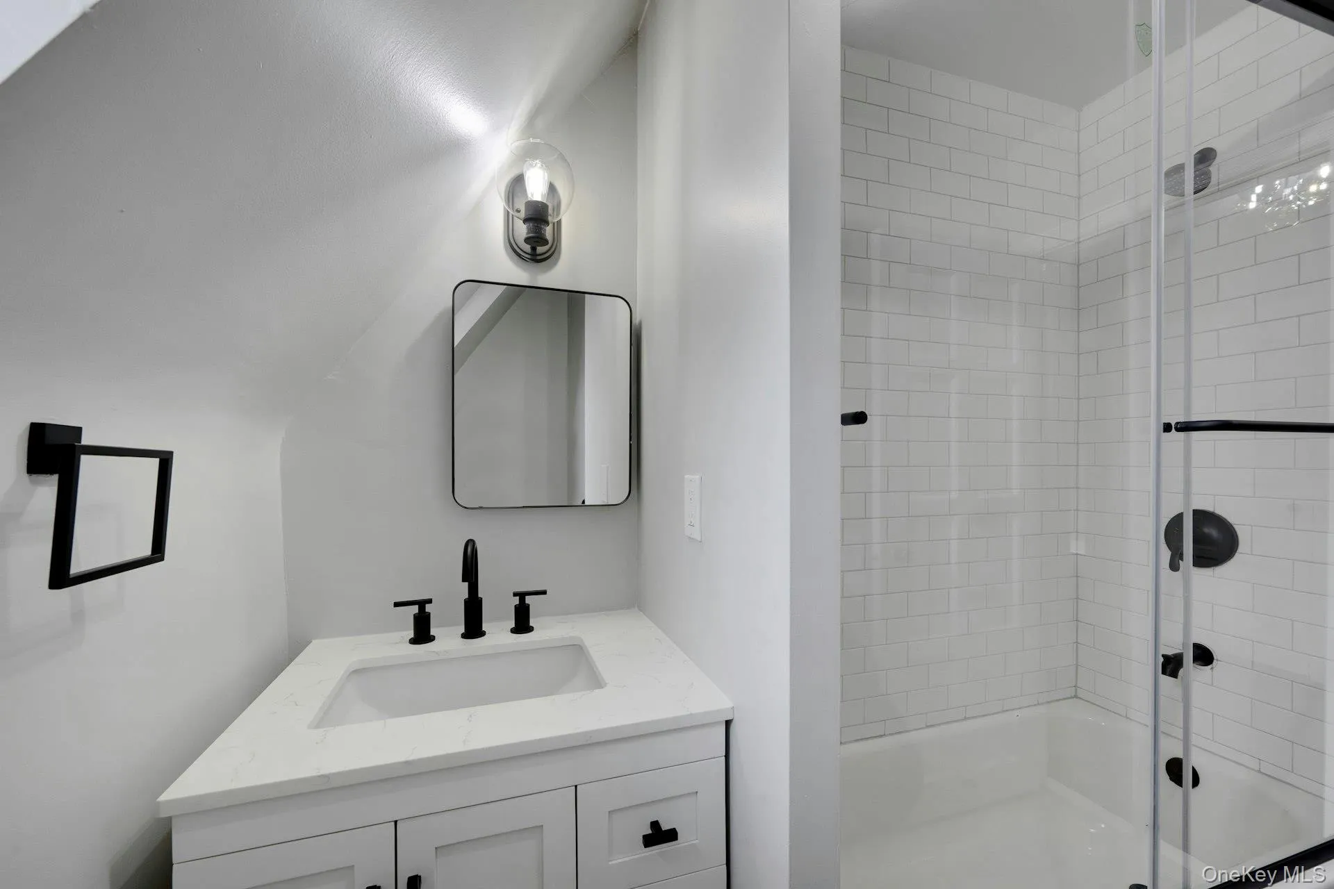 64 kensington Road, Eastchester, NY, 2 Bedrooms Bedrooms, 4 Rooms Rooms,1 BathroomBathrooms,Residential Lease,For Rent,kensington,0,1049032 64 kensington Road, Eastchester, NY, 2 Bedrooms Bedrooms, 4 Rooms Rooms,1 BathroomBathrooms,Residential Lease,For Rent,kensington,0,1049032