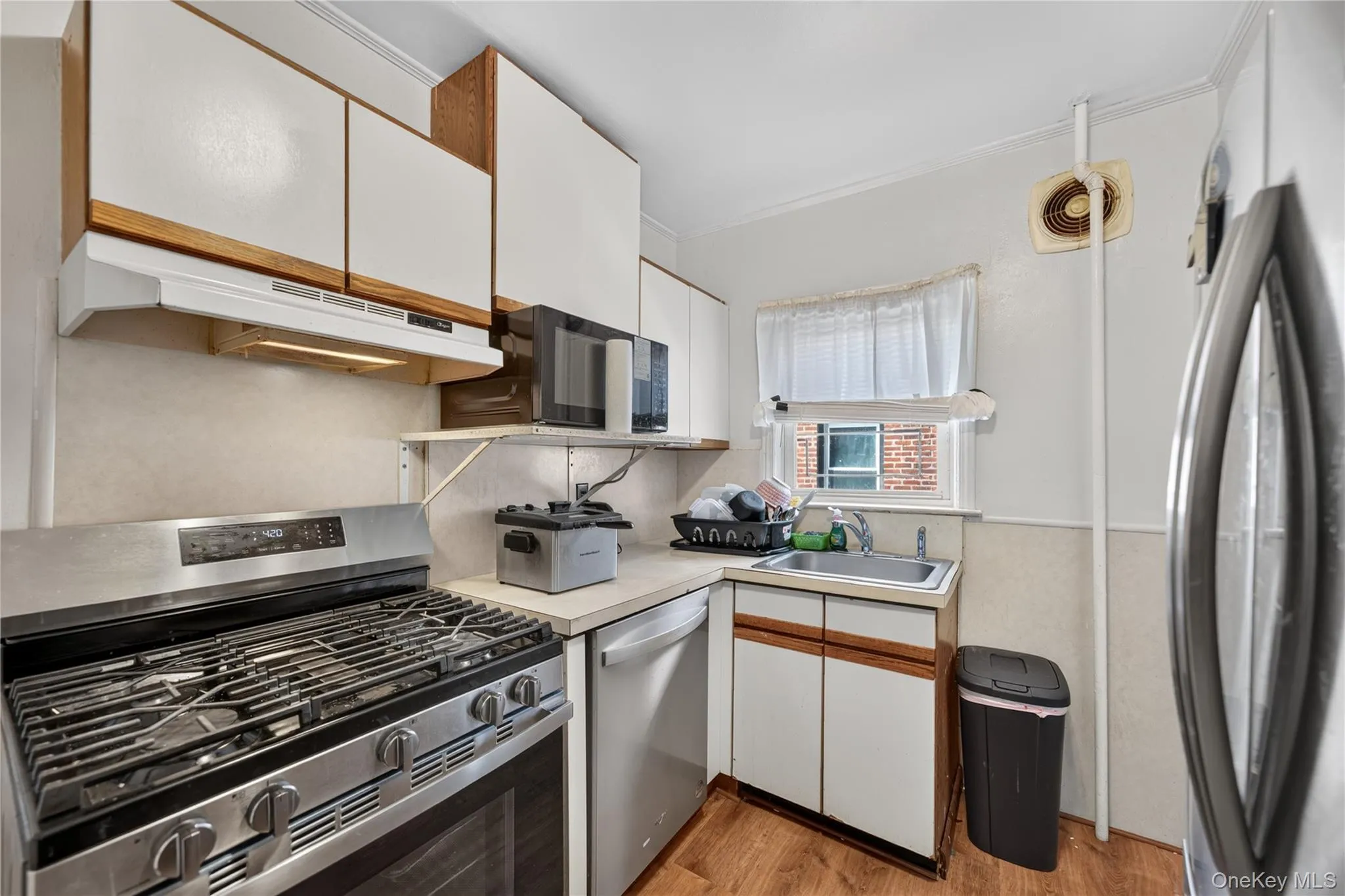 130-29 235th Street, New York, NY, 4 Bedrooms Bedrooms, 6 Rooms Rooms,1 BathroomBathrooms,Residential,For Rent,235th,0,1049033 130-29 235th Street, New York, NY, 4 Bedrooms Bedrooms, 6 Rooms Rooms,1 BathroomBathrooms,Residential,For Rent,235th,0,1049033