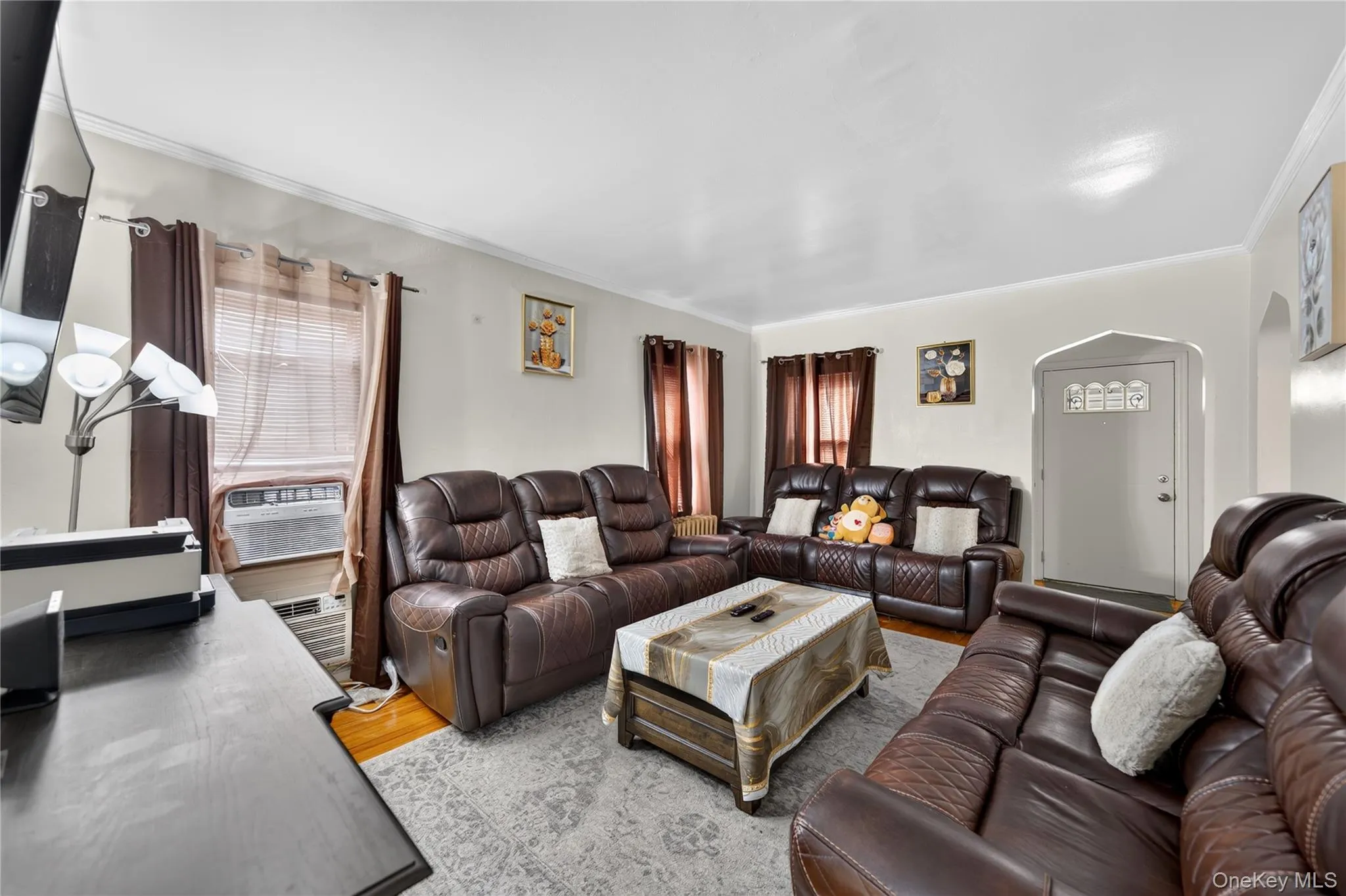 130-29 235th Street, New York, NY, 4 Bedrooms Bedrooms, 6 Rooms Rooms,1 BathroomBathrooms,Residential,For Rent,235th,0,1049033 130-29 235th Street, New York, NY, 4 Bedrooms Bedrooms, 6 Rooms Rooms,1 BathroomBathrooms,Residential,For Rent,235th,0,1049033