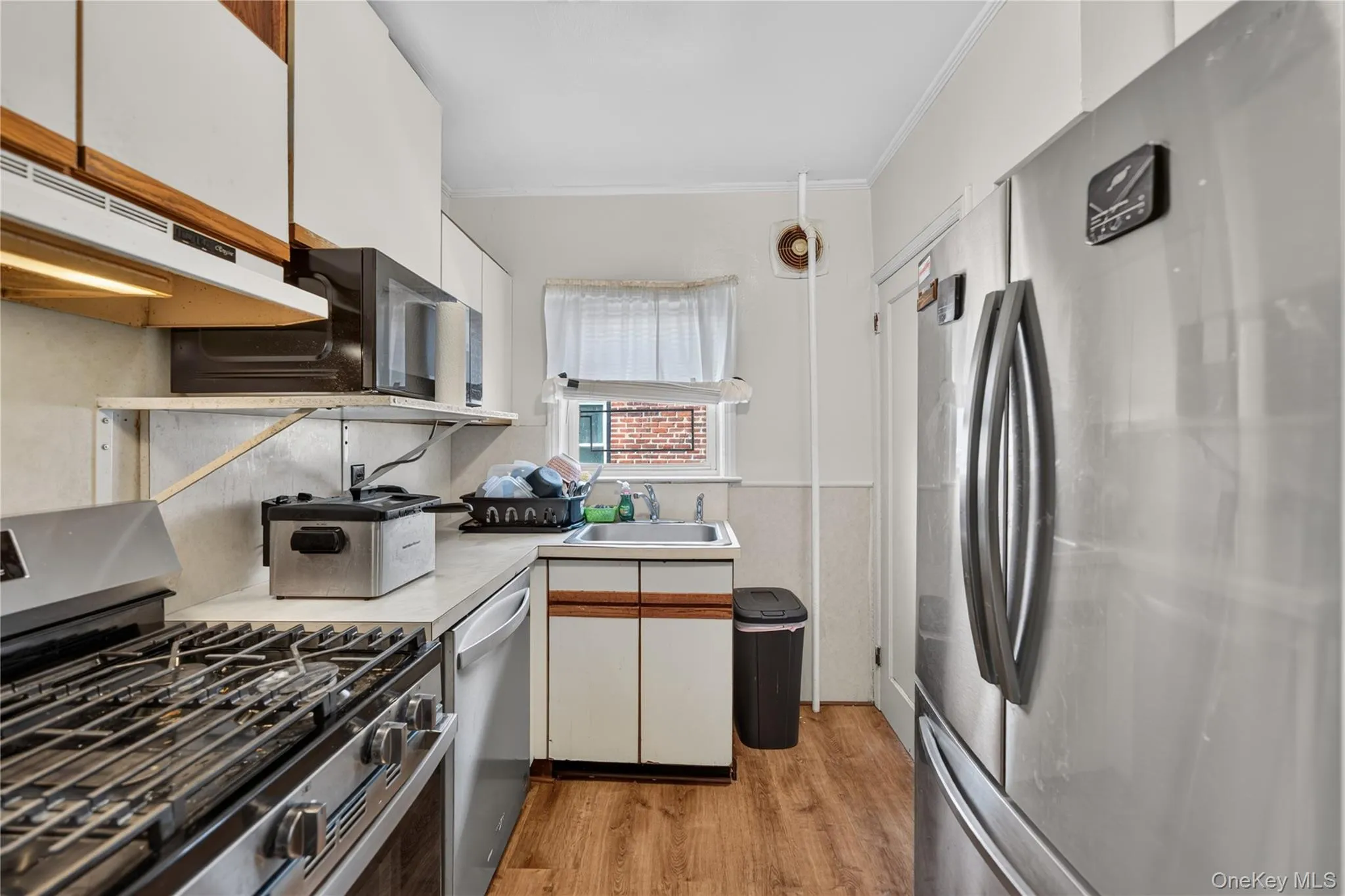 130-29 235th Street, New York, NY, 4 Bedrooms Bedrooms, 6 Rooms Rooms,1 BathroomBathrooms,Residential,For Rent,235th,0,1049033 130-29 235th Street, New York, NY, 4 Bedrooms Bedrooms, 6 Rooms Rooms,1 BathroomBathrooms,Residential,For Rent,235th,0,1049033