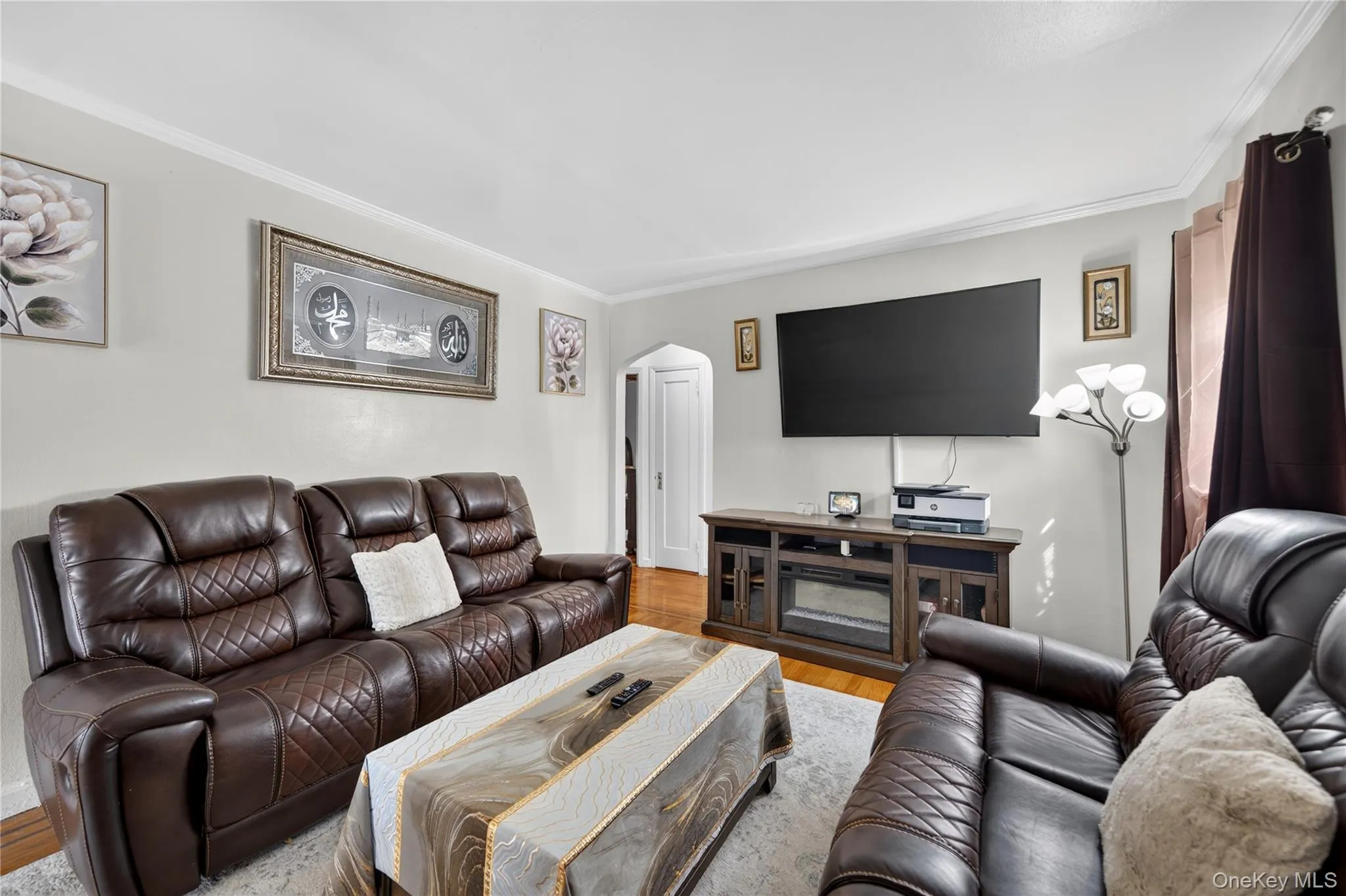 130-29 235th Street, New York, NY, 4 Bedrooms Bedrooms, 6 Rooms Rooms,1 BathroomBathrooms,Residential,For Rent,235th,0,1049033 130-29 235th Street, New York, NY, 4 Bedrooms Bedrooms, 6 Rooms Rooms,1 BathroomBathrooms,Residential,For Rent,235th,0,1049033