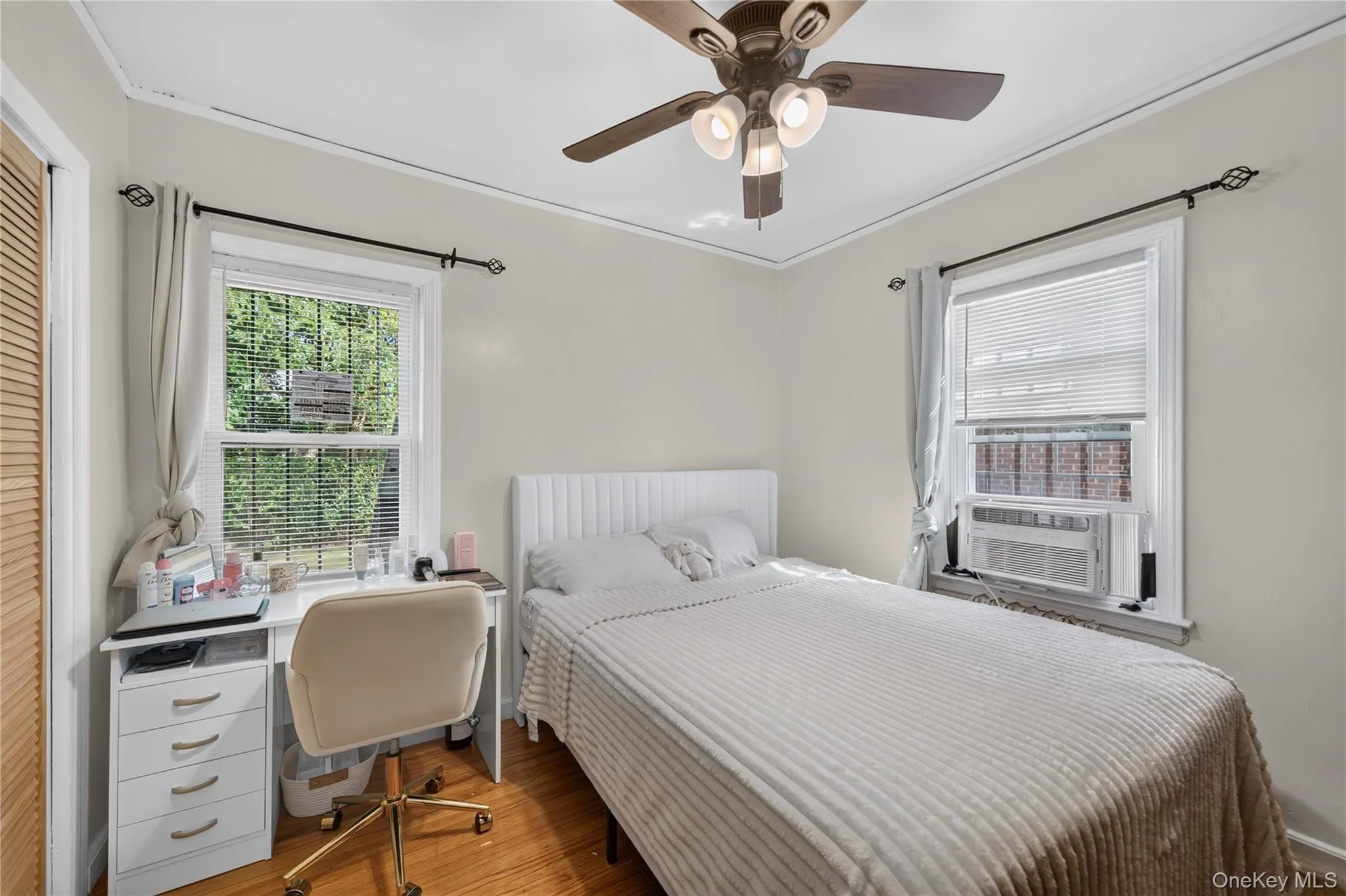130-29 235th Street, New York, NY, 4 Bedrooms Bedrooms, 6 Rooms Rooms,1 BathroomBathrooms,Residential,For Rent,235th,0,1049033 130-29 235th Street, New York, NY, 4 Bedrooms Bedrooms, 6 Rooms Rooms,1 BathroomBathrooms,Residential,For Rent,235th,0,1049033