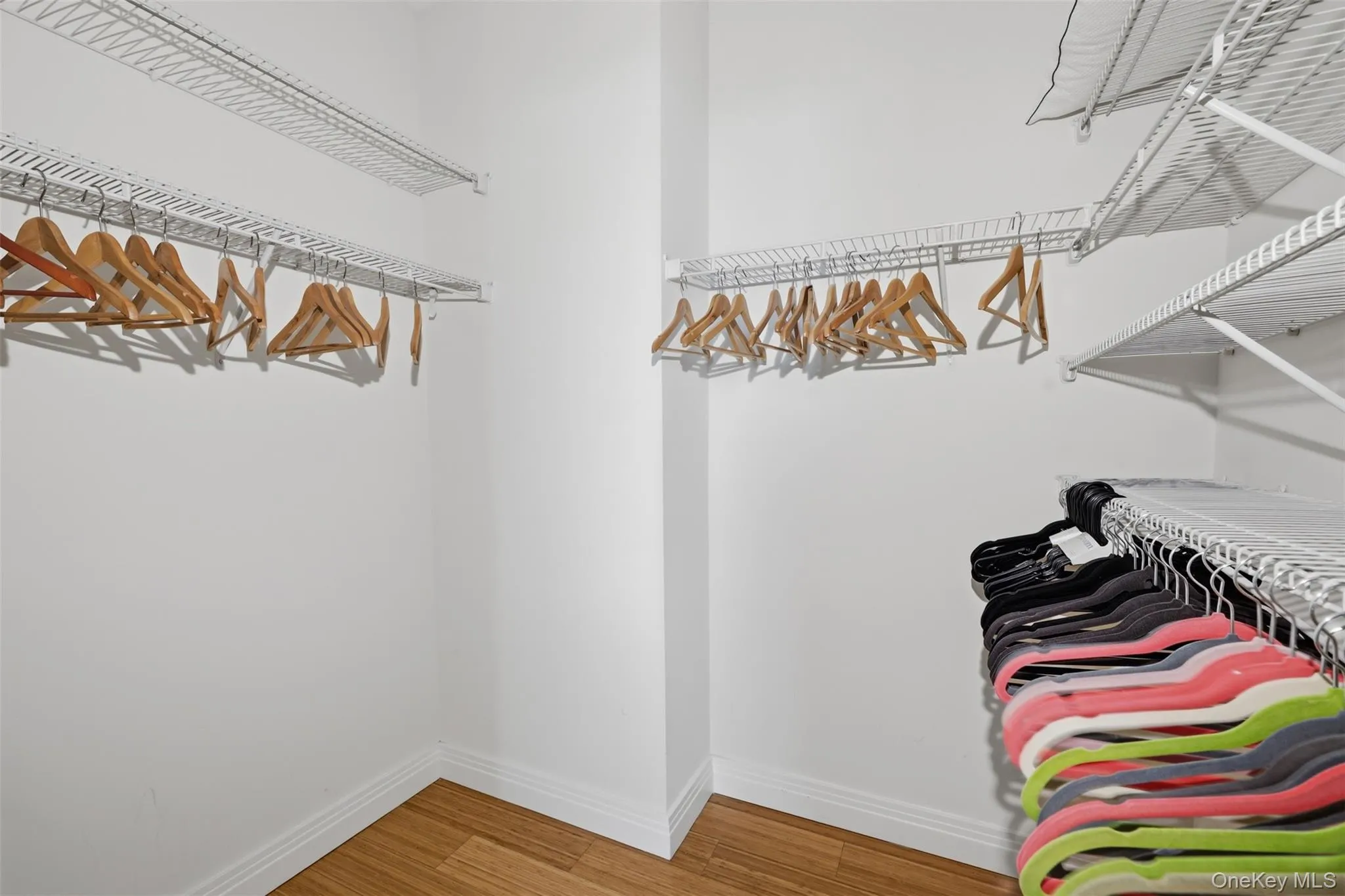 Walk in closet Walk in closet