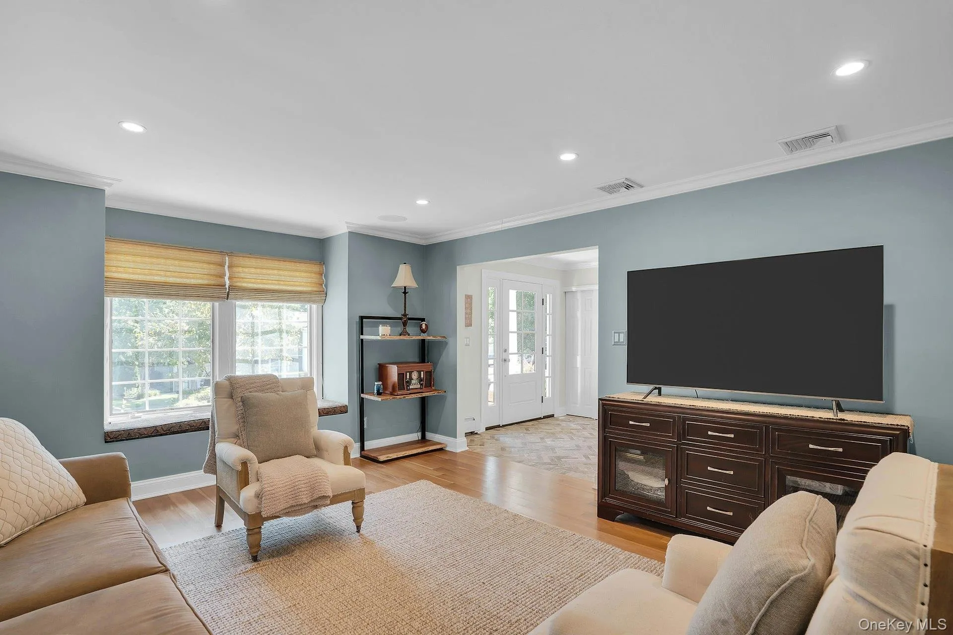 7 Stonehurst Lane, Huntington, NY, 4 Bedrooms Bedrooms, 8 Rooms Rooms,3 BathroomsBathrooms,Residential,For Rent,Stonehurst,0,1049041 7 Stonehurst Lane, Huntington, NY, 4 Bedrooms Bedrooms, 8 Rooms Rooms,3 BathroomsBathrooms,Residential,For Rent,Stonehurst,0,1049041