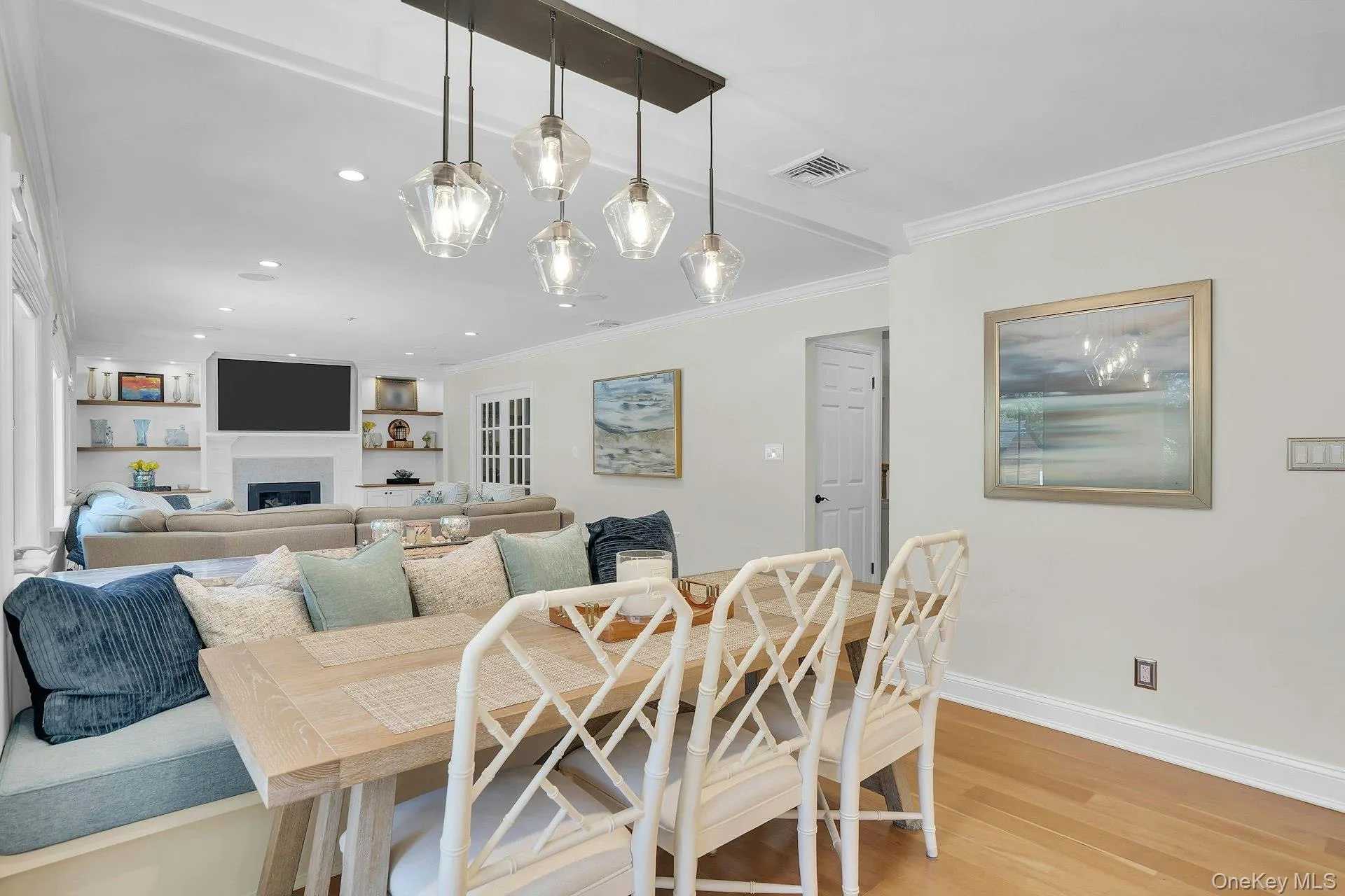 7 Stonehurst Lane, Huntington, NY, 4 Bedrooms Bedrooms, 8 Rooms Rooms,3 BathroomsBathrooms,Residential,For Rent,Stonehurst,0,1049041 7 Stonehurst Lane, Huntington, NY, 4 Bedrooms Bedrooms, 8 Rooms Rooms,3 BathroomsBathrooms,Residential,For Rent,Stonehurst,0,1049041