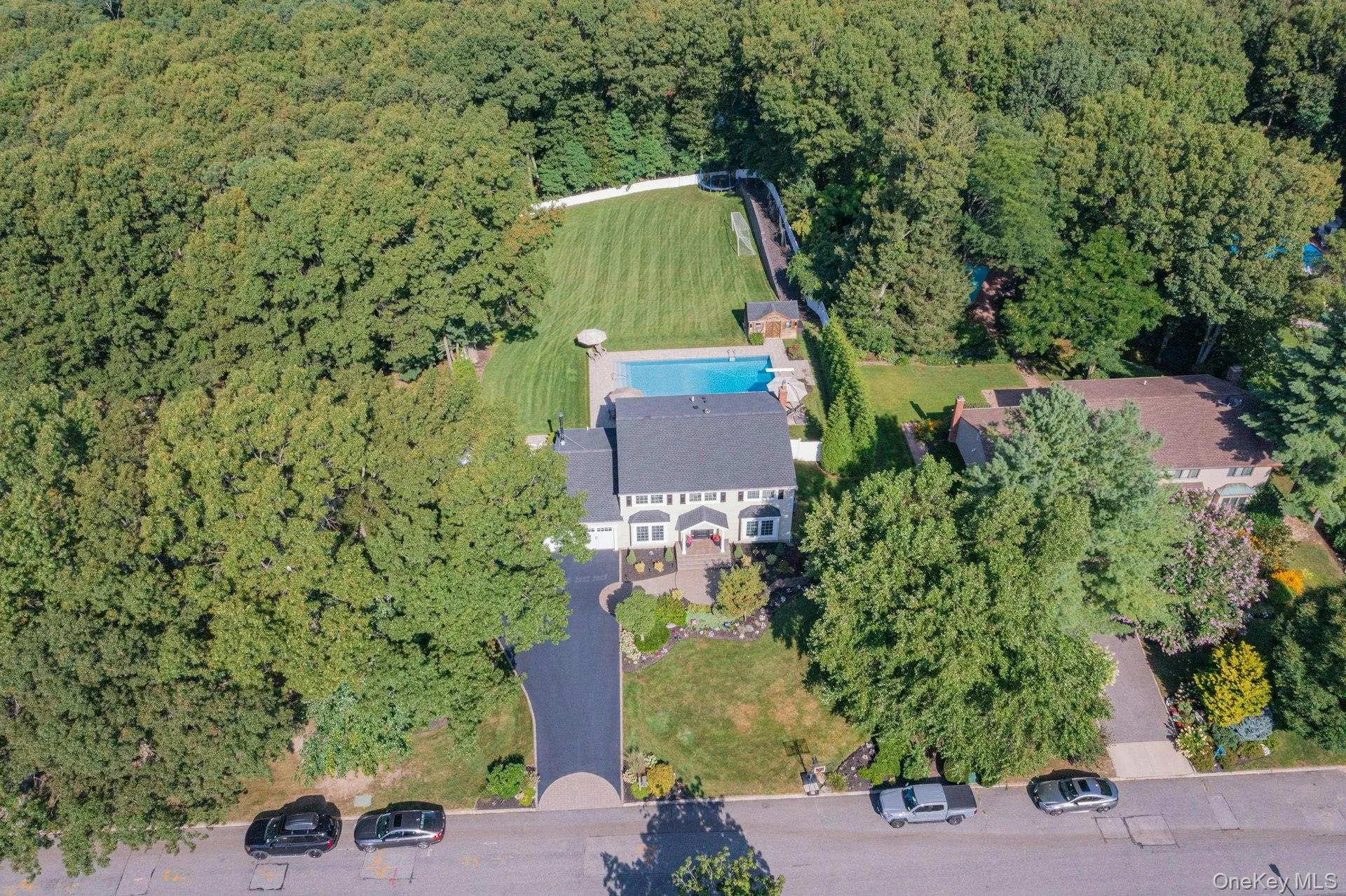 7 Stonehurst Lane, Huntington, NY, 4 Bedrooms Bedrooms, 8 Rooms Rooms,3 BathroomsBathrooms,Residential,For Rent,Stonehurst,0,1049041 7 Stonehurst Lane, Huntington, NY, 4 Bedrooms Bedrooms, 8 Rooms Rooms,3 BathroomsBathrooms,Residential,For Rent,Stonehurst,0,1049041