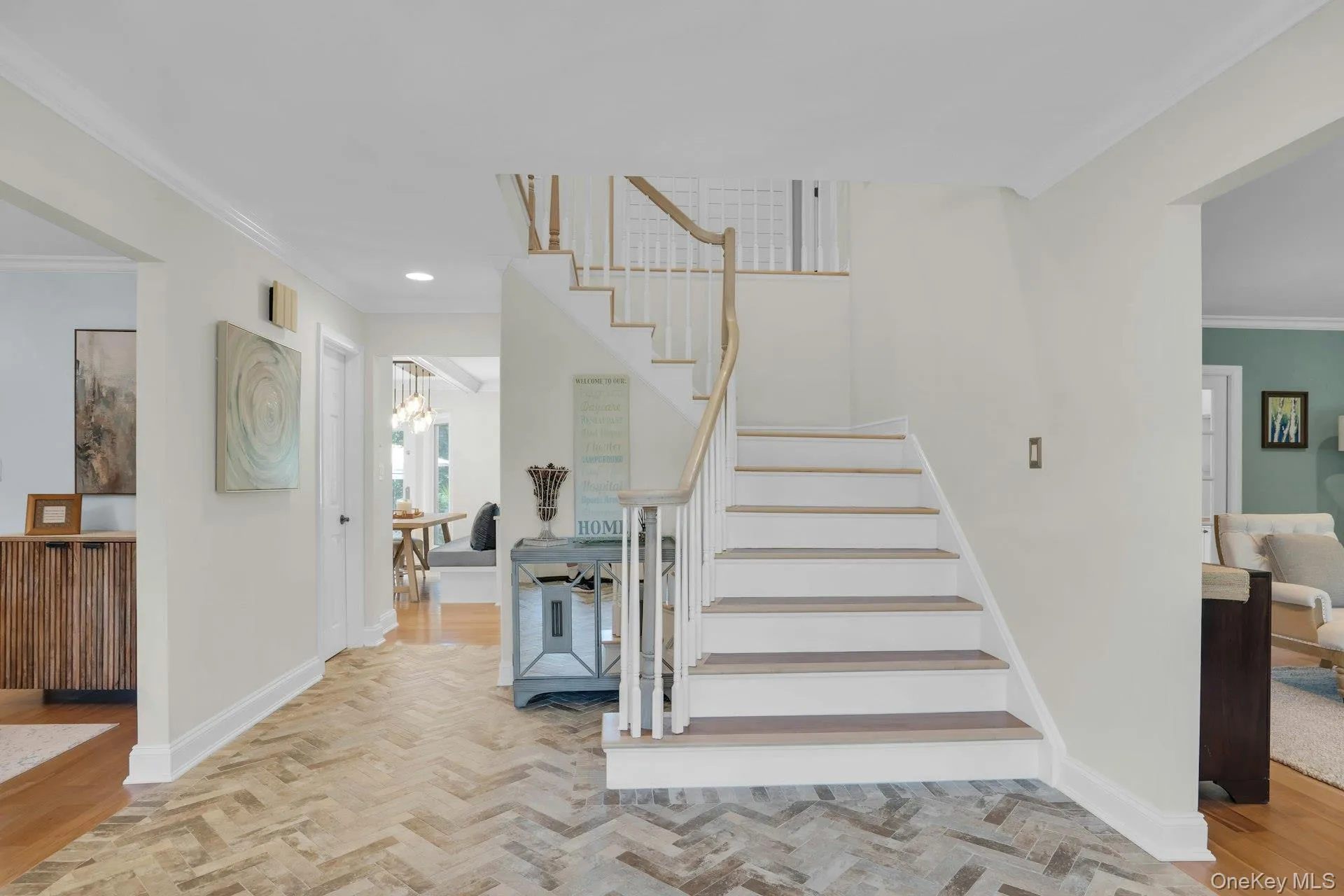 7 Stonehurst Lane, Huntington, NY, 4 Bedrooms Bedrooms, 8 Rooms Rooms,3 BathroomsBathrooms,Residential,For Rent,Stonehurst,0,1049041 7 Stonehurst Lane, Huntington, NY, 4 Bedrooms Bedrooms, 8 Rooms Rooms,3 BathroomsBathrooms,Residential,For Rent,Stonehurst,0,1049041
