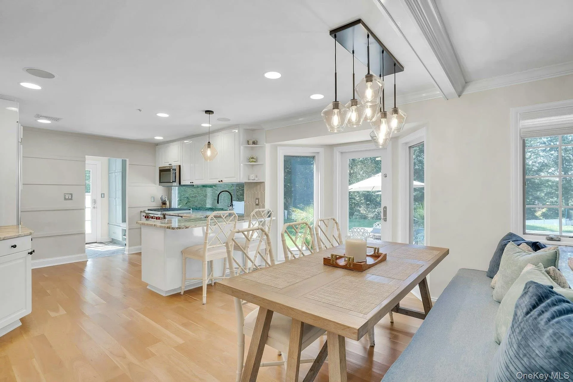 7 Stonehurst Lane, Huntington, NY, 4 Bedrooms Bedrooms, 8 Rooms Rooms,3 BathroomsBathrooms,Residential,For Rent,Stonehurst,0,1049041 7 Stonehurst Lane, Huntington, NY, 4 Bedrooms Bedrooms, 8 Rooms Rooms,3 BathroomsBathrooms,Residential,For Rent,Stonehurst,0,1049041