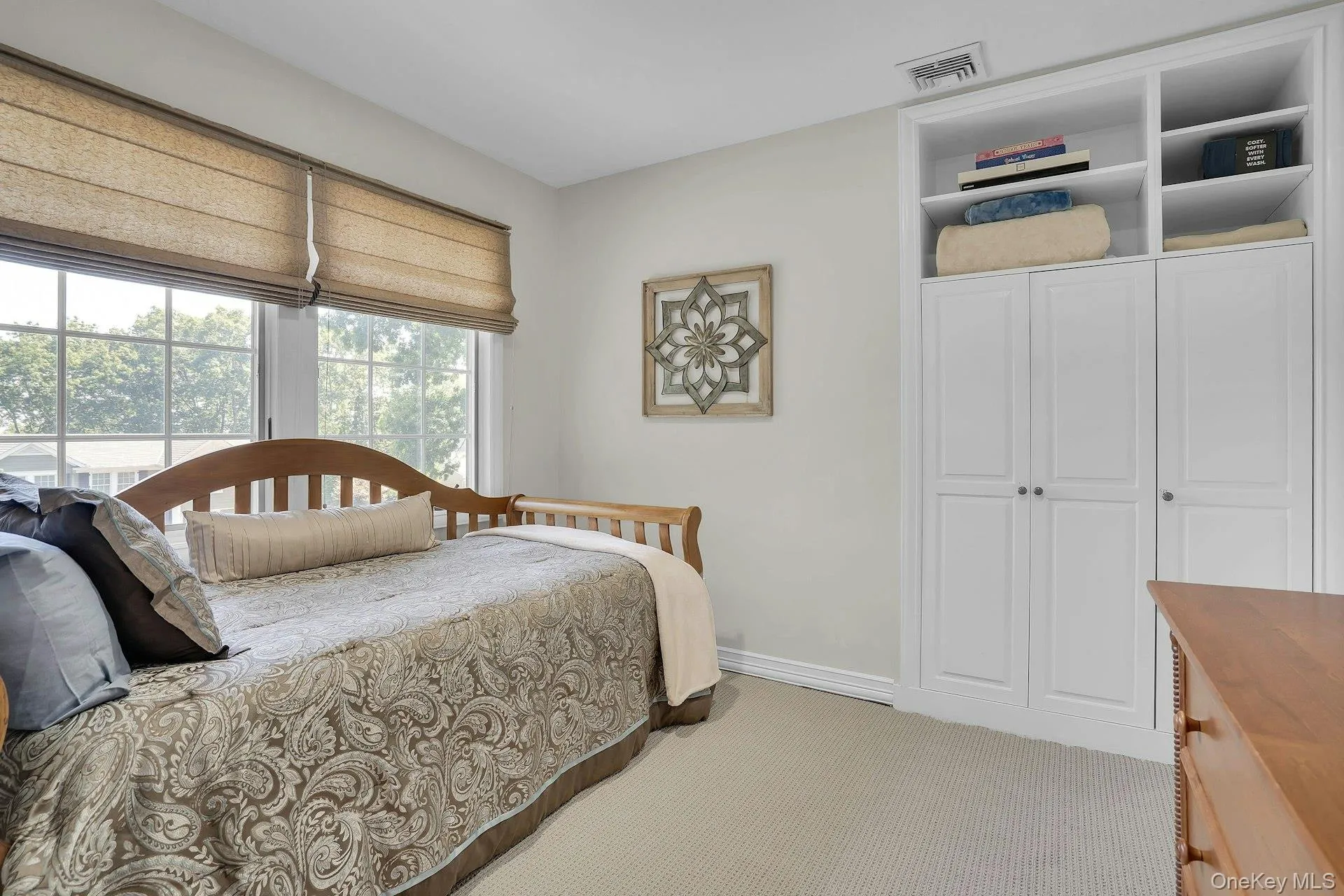 7 Stonehurst Lane, Huntington, NY, 4 Bedrooms Bedrooms, 8 Rooms Rooms,3 BathroomsBathrooms,Residential,For Rent,Stonehurst,0,1049041 7 Stonehurst Lane, Huntington, NY, 4 Bedrooms Bedrooms, 8 Rooms Rooms,3 BathroomsBathrooms,Residential,For Rent,Stonehurst,0,1049041