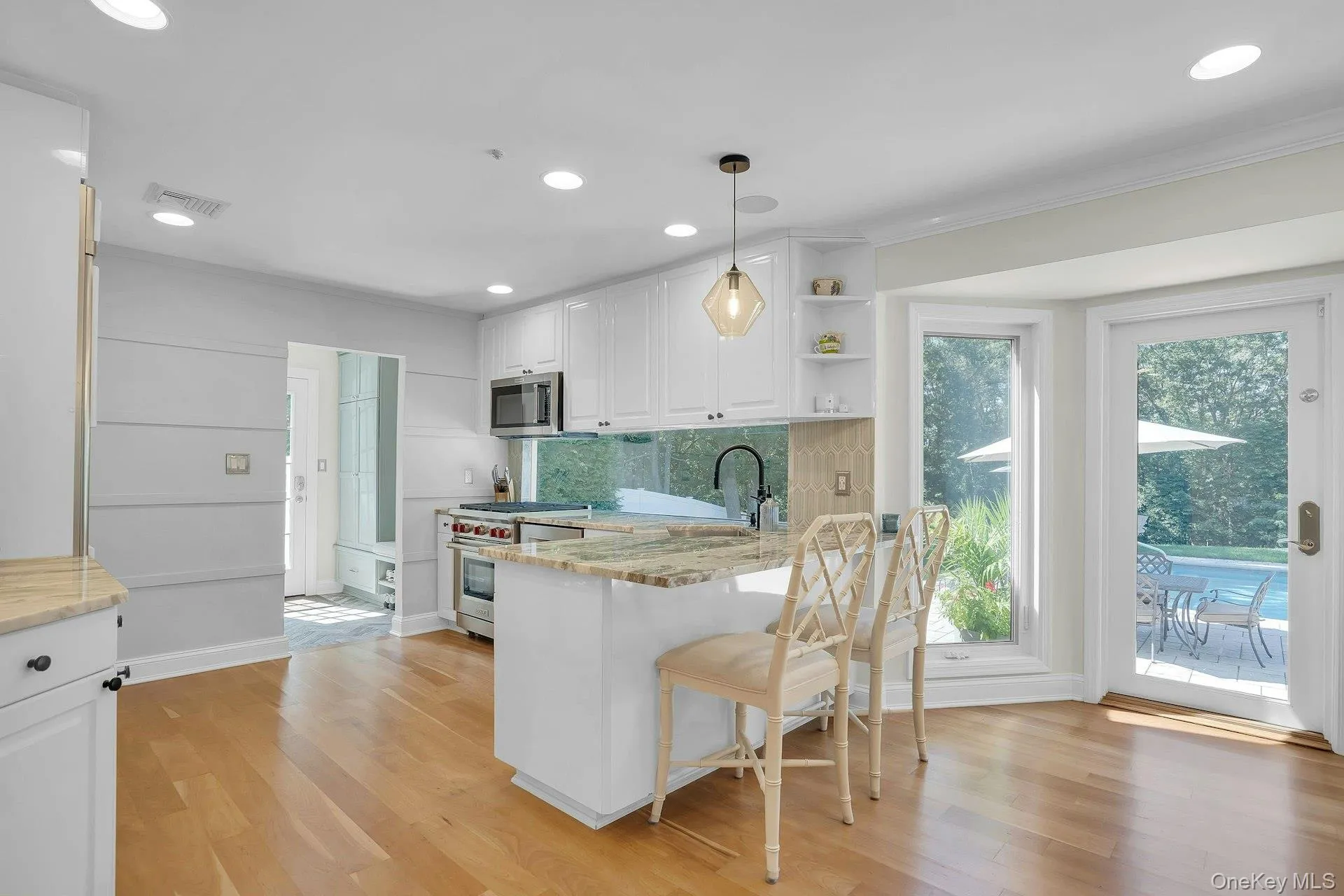 7 Stonehurst Lane, Huntington, NY, 4 Bedrooms Bedrooms, 8 Rooms Rooms,3 BathroomsBathrooms,Residential,For Rent,Stonehurst,0,1049041 7 Stonehurst Lane, Huntington, NY, 4 Bedrooms Bedrooms, 8 Rooms Rooms,3 BathroomsBathrooms,Residential,For Rent,Stonehurst,0,1049041